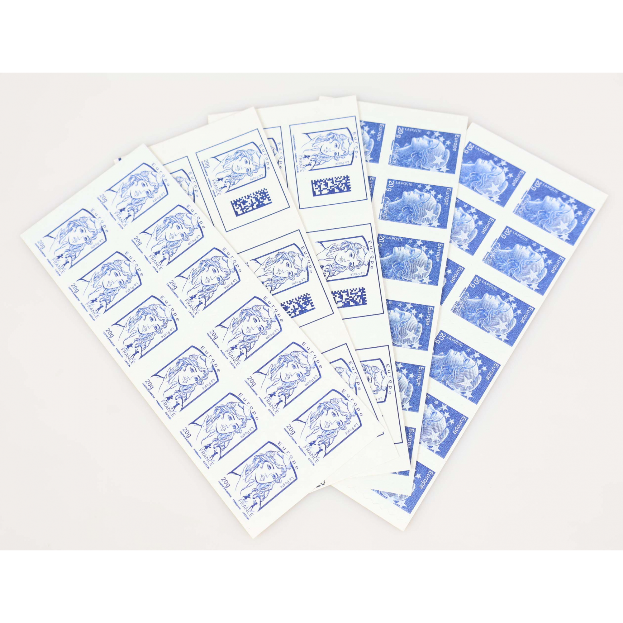 LOT DE 48 AFFRANCHISSEMENTS MONDE AVEC 4 CARNETS MARIANNE AUTODHÉSIFS