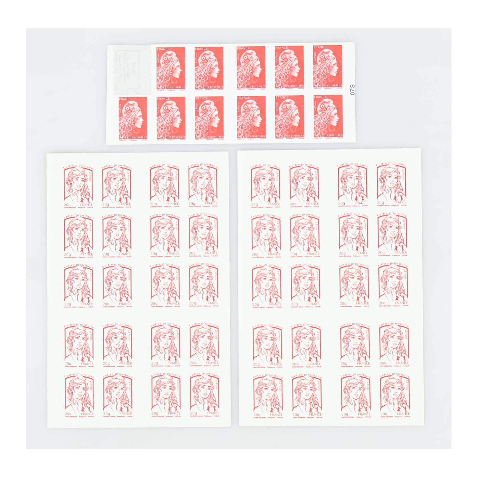 LOT DE 49 AFFRANCHISSEMENTS LETTRES PRIORITAIRES AVEC 3 CARNETS AUTODHÉSIFS