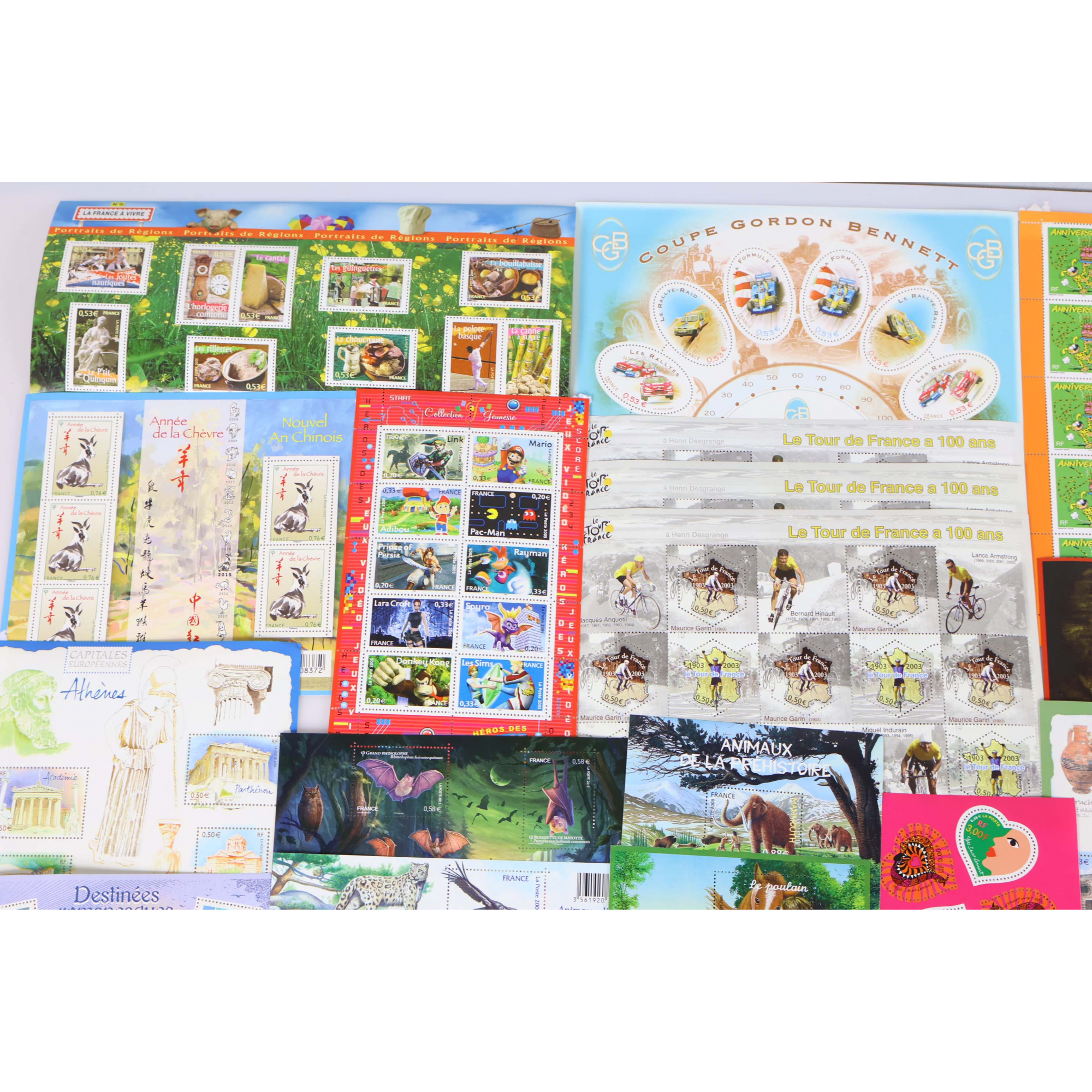 LOT DE BLOCS FEUILLETS / CARNETS TIMBRES EN EUROS AVEC DEFAUTS, FACIALE 327€