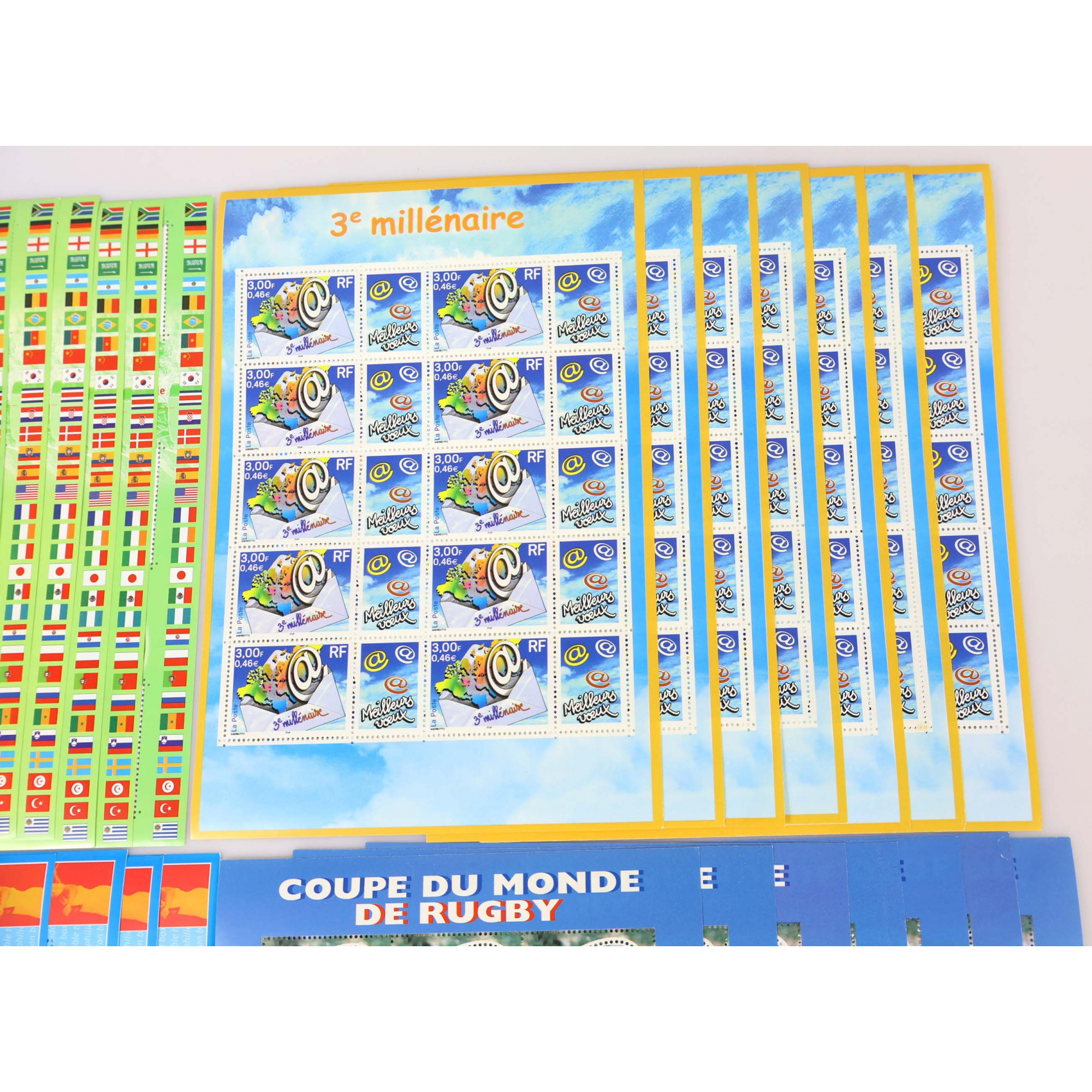 LOT DE 29 BLOCS-FEUILLETS DE FRANCE 10 × 0.46€ TIMBRES NEUFS** FACIALE 133€