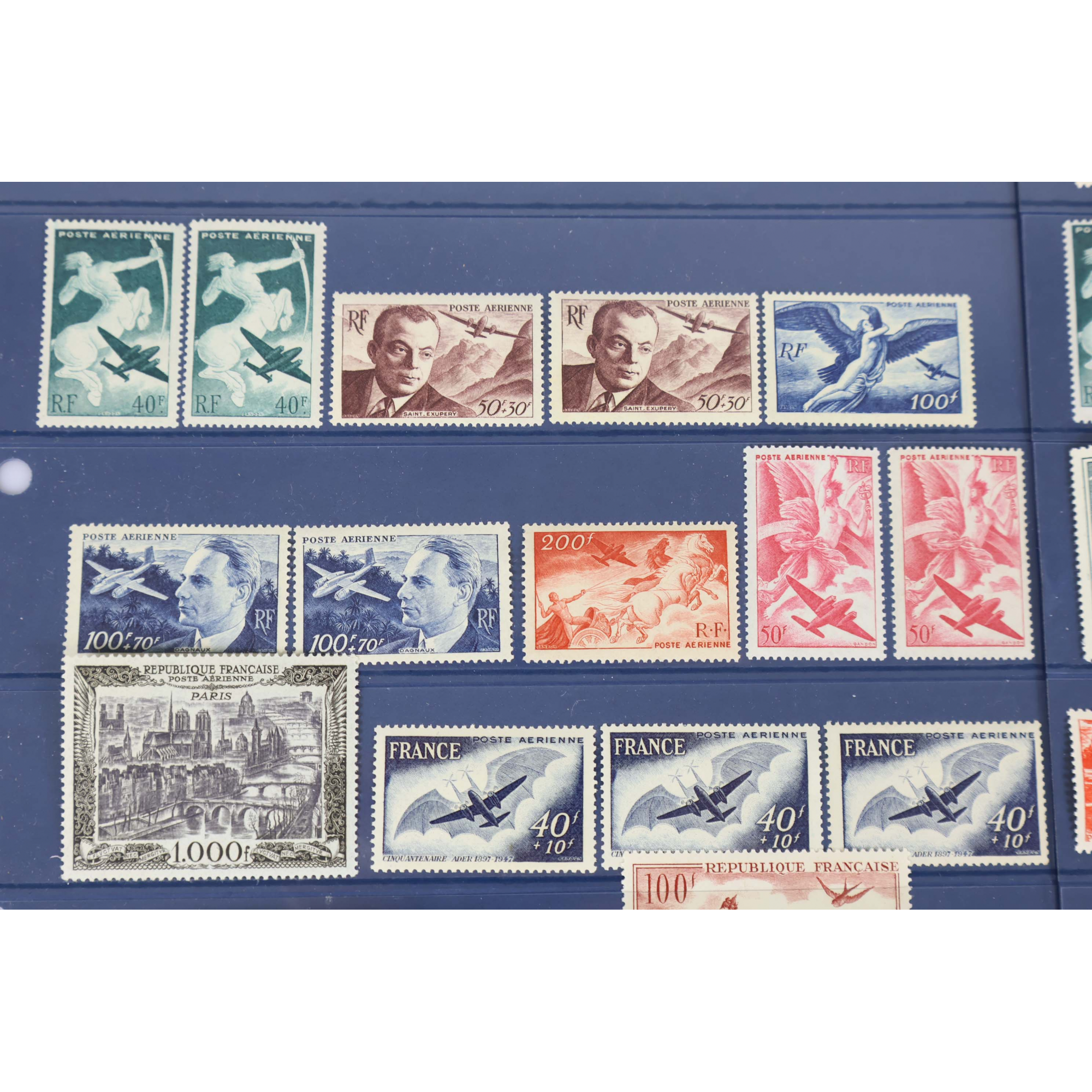LOT TIMBRES POSTE AÉRIENNE ENTRE 1930 ET 1959, NEUFS MAJORITÉ SANS CHARNIÈRE