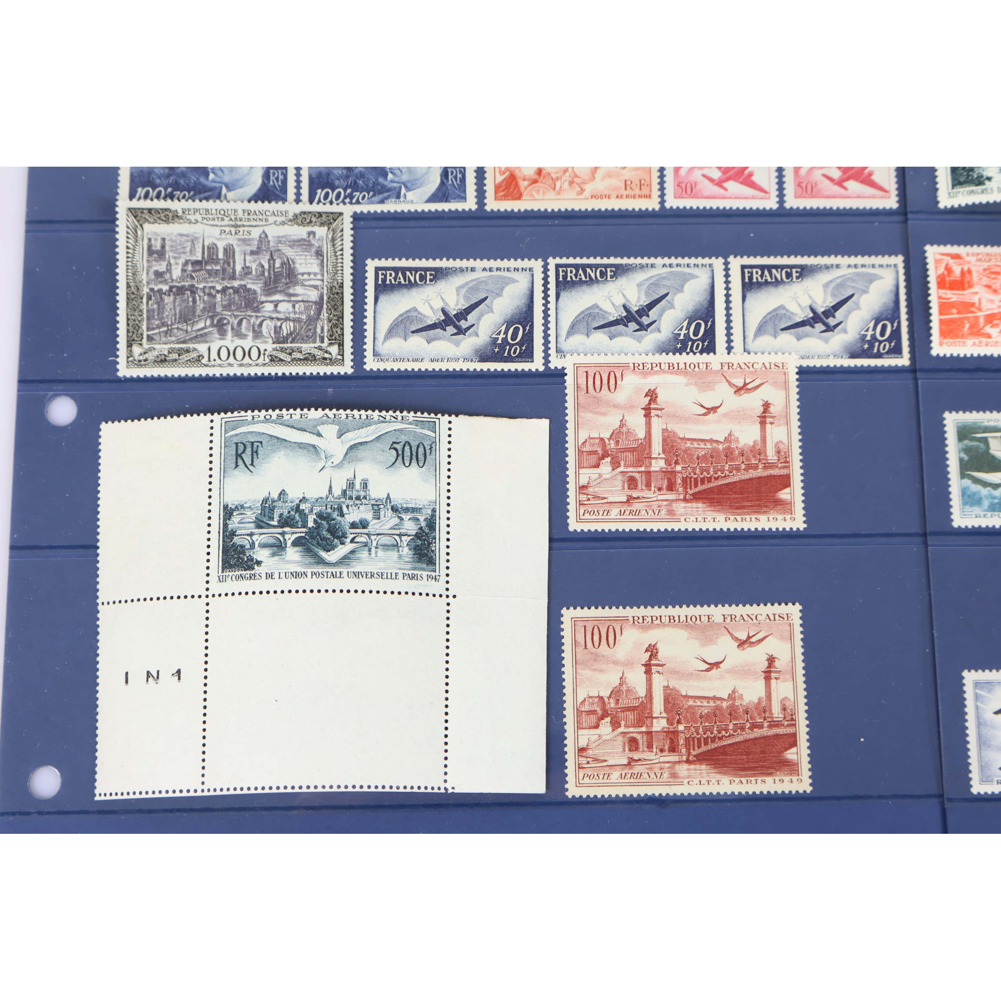 LOT TIMBRES POSTE AÉRIENNE ENTRE 1930 ET 1959, NEUFS MAJORITÉ SANS CHARNIÈRE