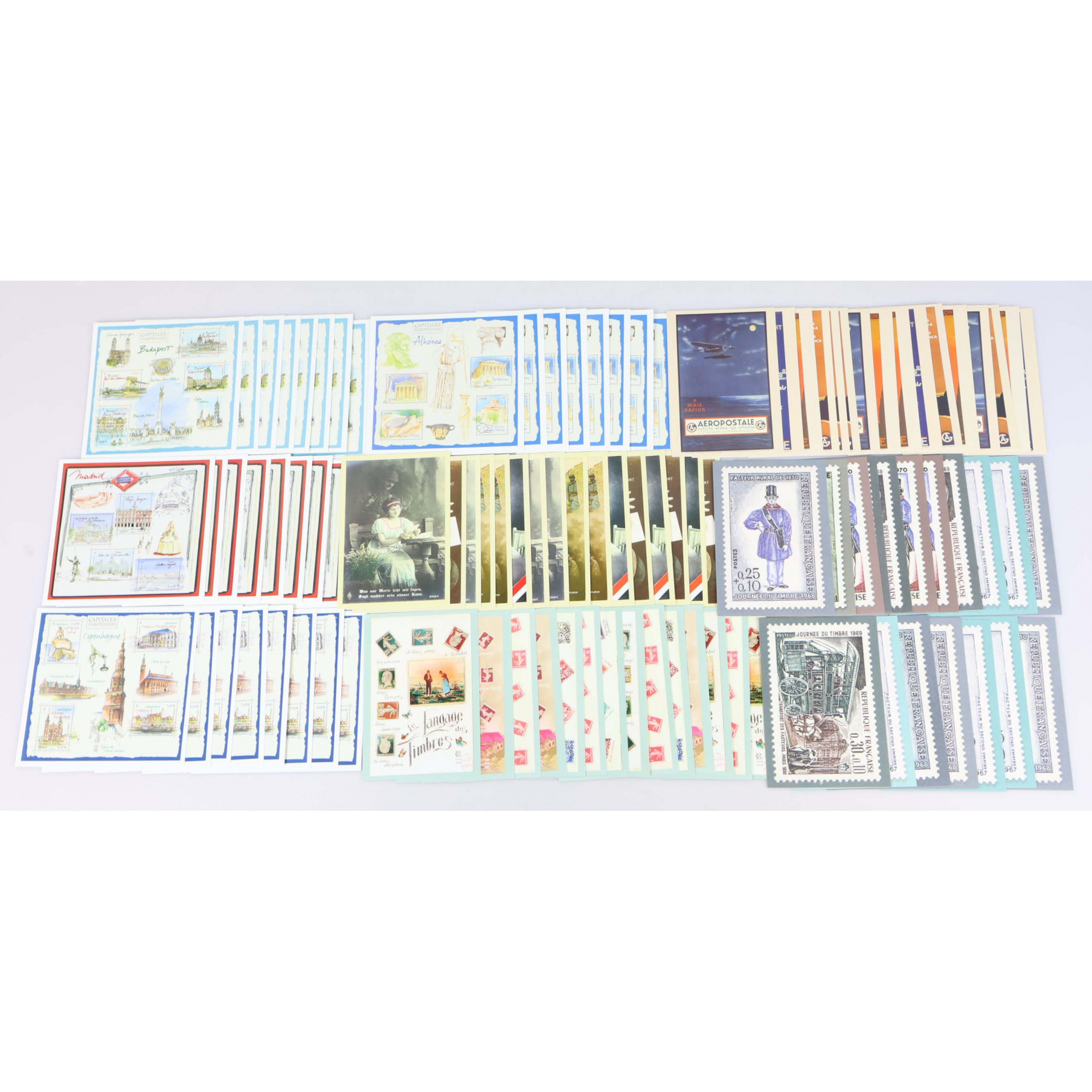 LOT DE 100 CARTES POSTALES POUR LE MONDE PRÉ-AFFRANCHIES VALIDITÉ PERMANENTE