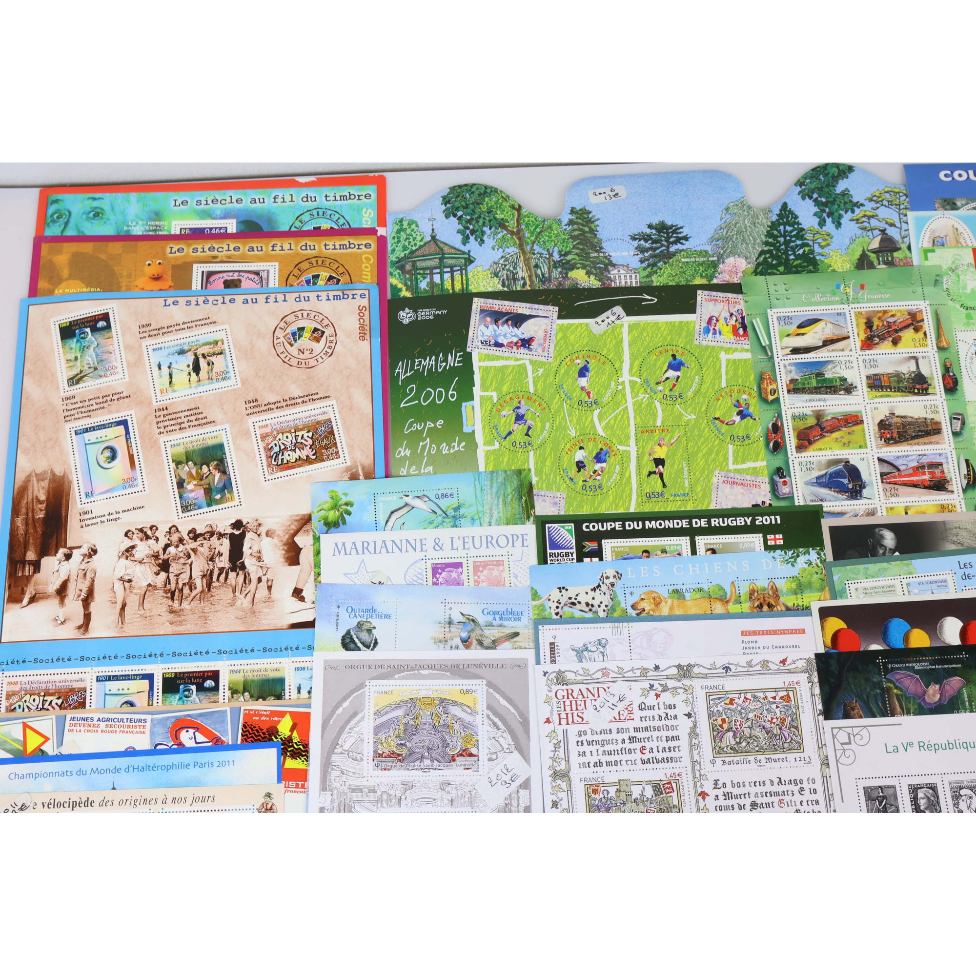 LOT BLOCS FEUILLETS/CARNETS TIMBRES EUROS AVEC DÉFAUTS POUR AFFRANCHIR VF 319€