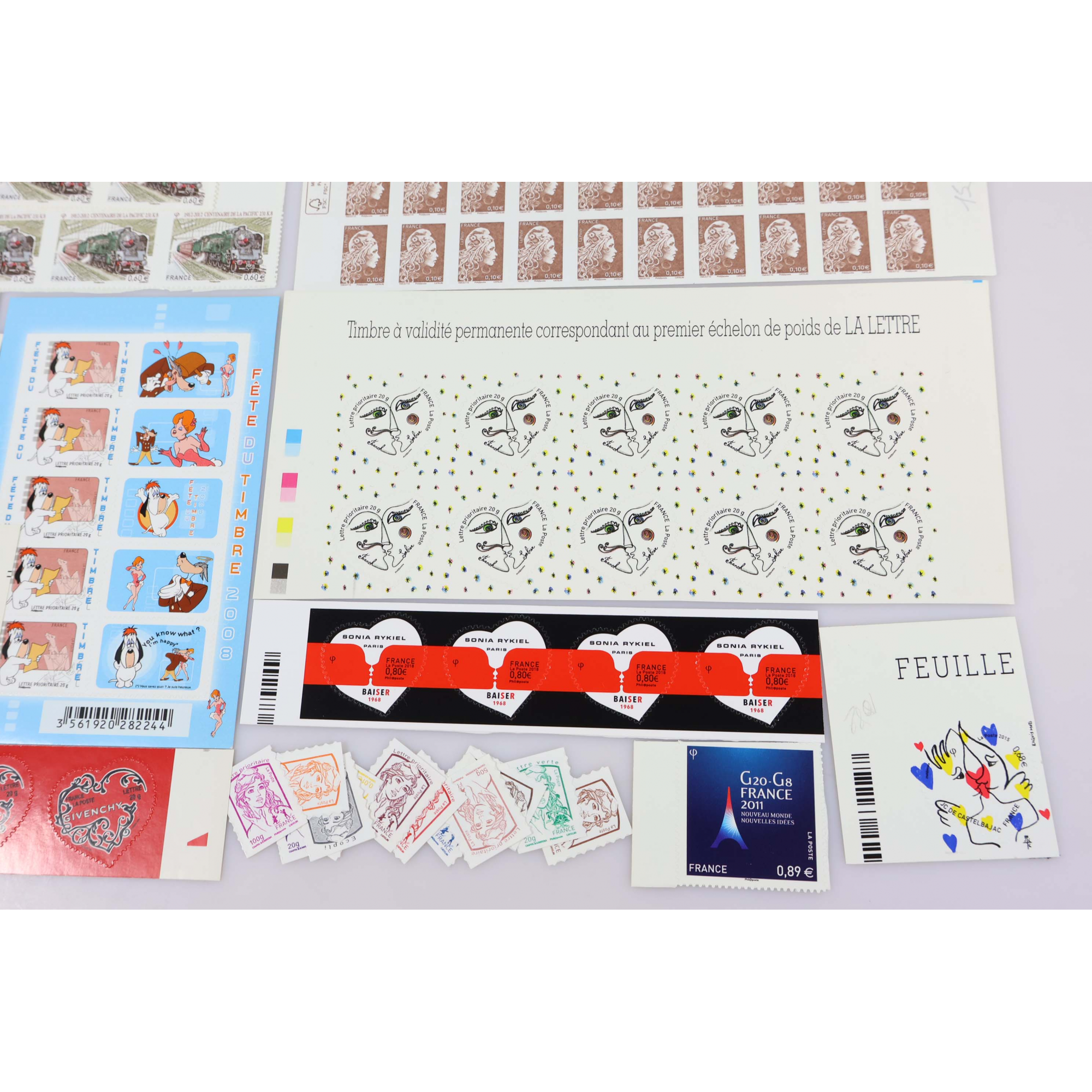 LOT DE FRANCE DE TIMBRES AUTOADHÉSIFS NEUFS** VALEUR FACIALE 94€ AVEC BCP DE VP