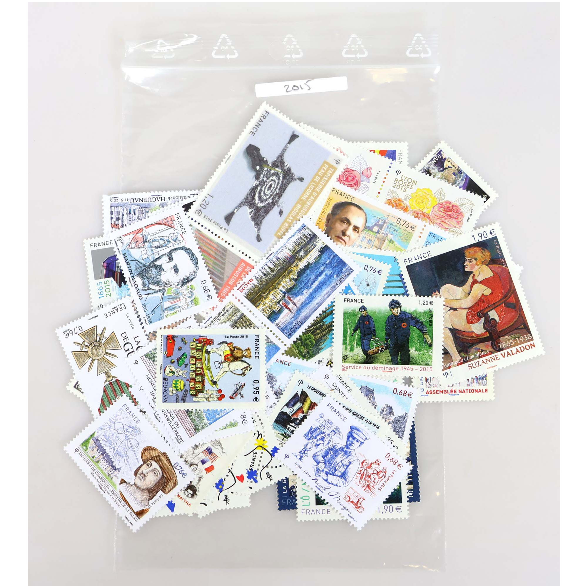COLLECTION DE TIMBRES-POSTE DE 2014 À 2016 TRIÉS PAR ANNÉES TIMBRES NEUFS**