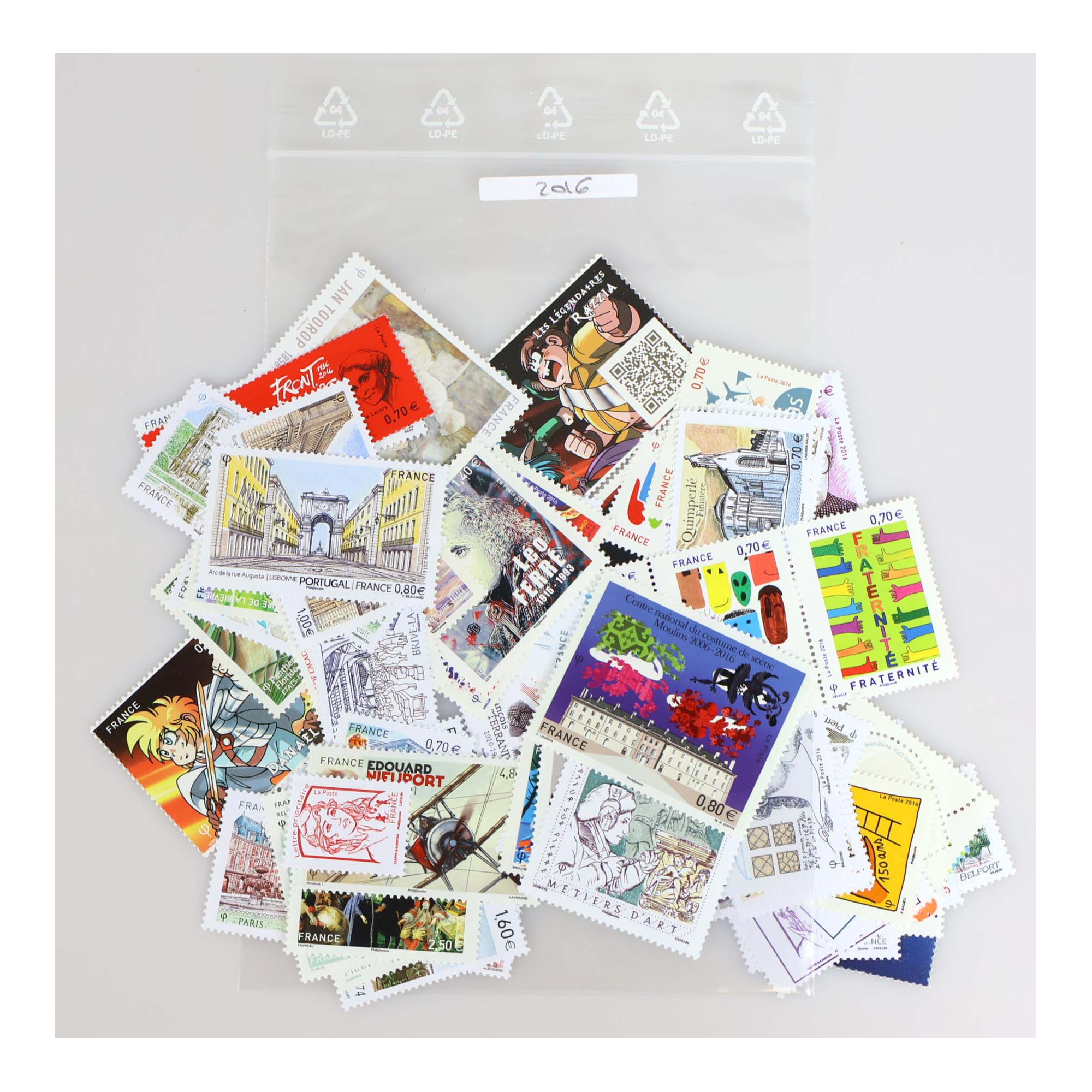 COLLECTION DE TIMBRES-POSTE DE 2014 À 2016 TRIÉS PAR ANNÉES TIMBRES NEUFS**