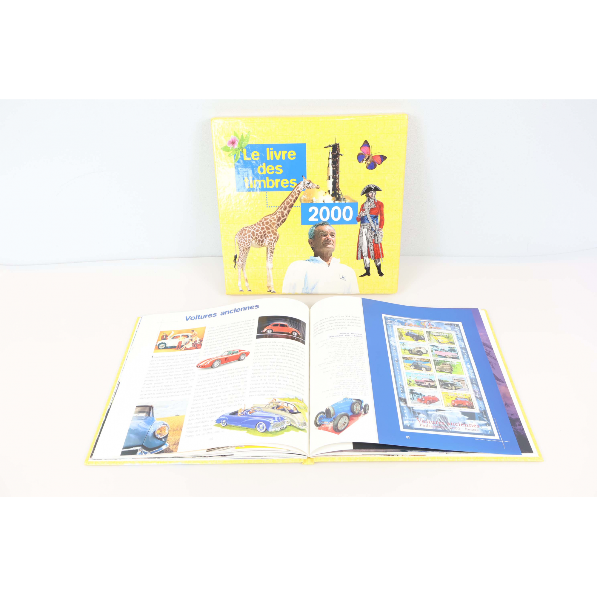 LE LIVRE DES TIMBRES FRANCE ANNÉE 2000 COMPLET NEUFS**, SIGNES USUELS BOITIER