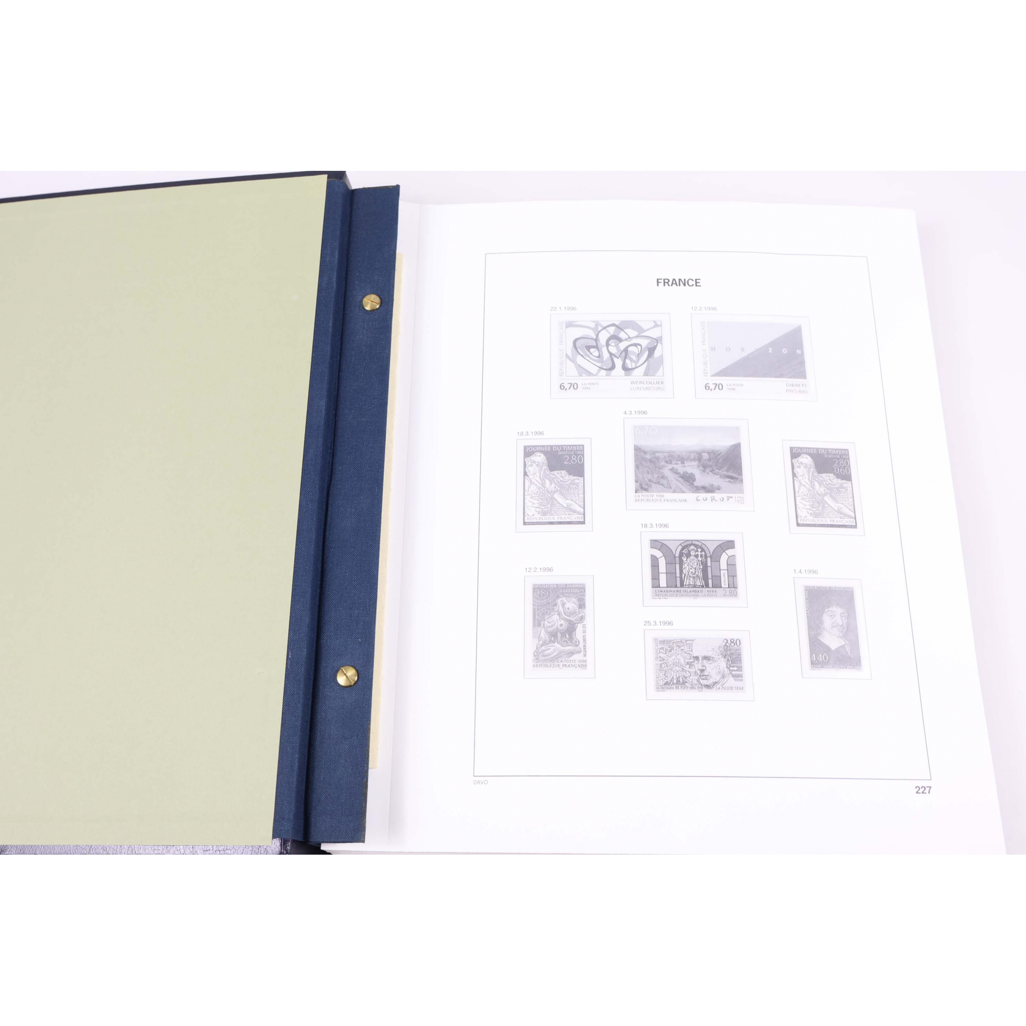 ALBUM DAVO FRANCE DE 1996 À 2000 POUR RANGER UNE COLLECTION DE TIMBRES
