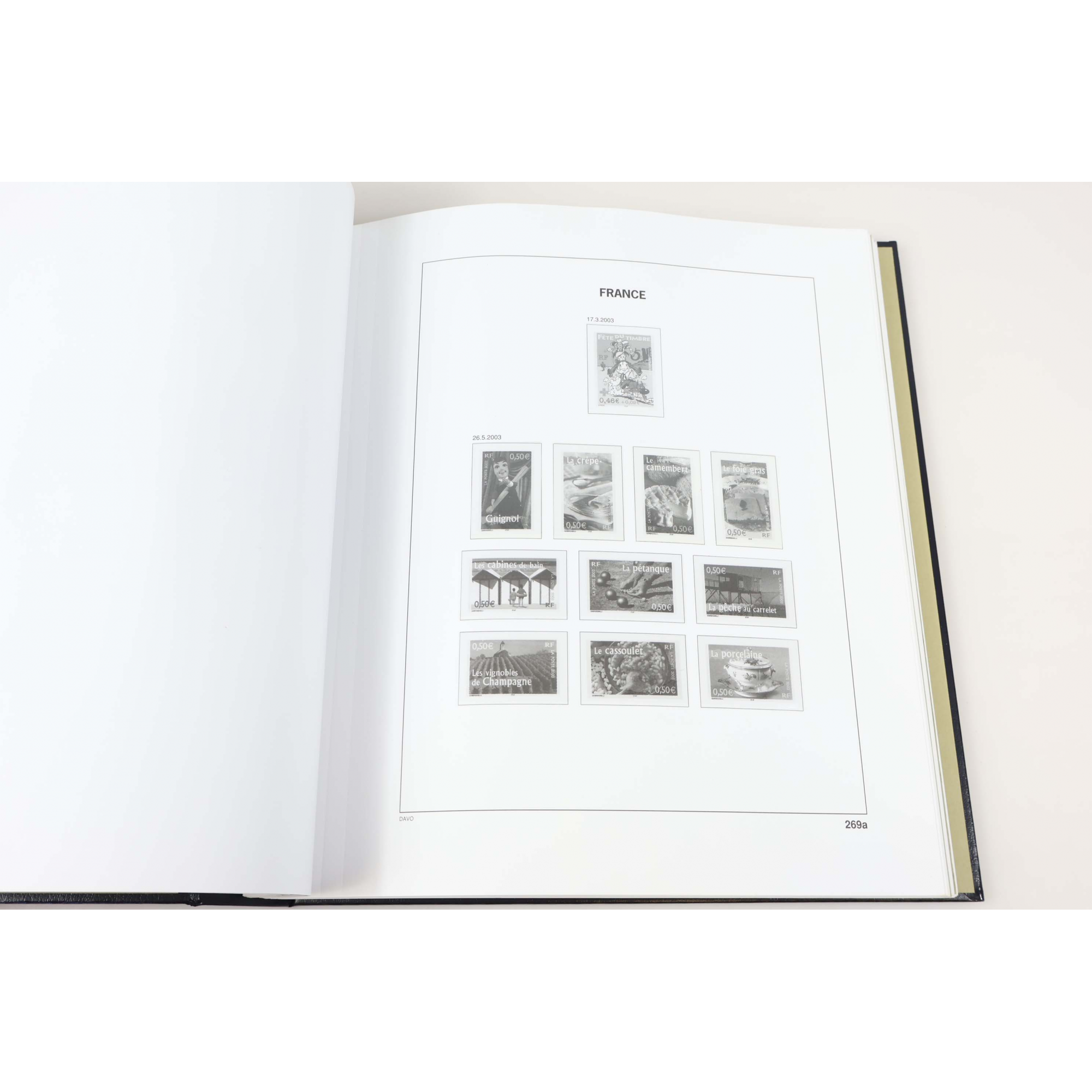 ALBUM DAVO FRANCE DE 2001 À 2005 POUR RANGER UNE COLLECTION DE TIMBRES