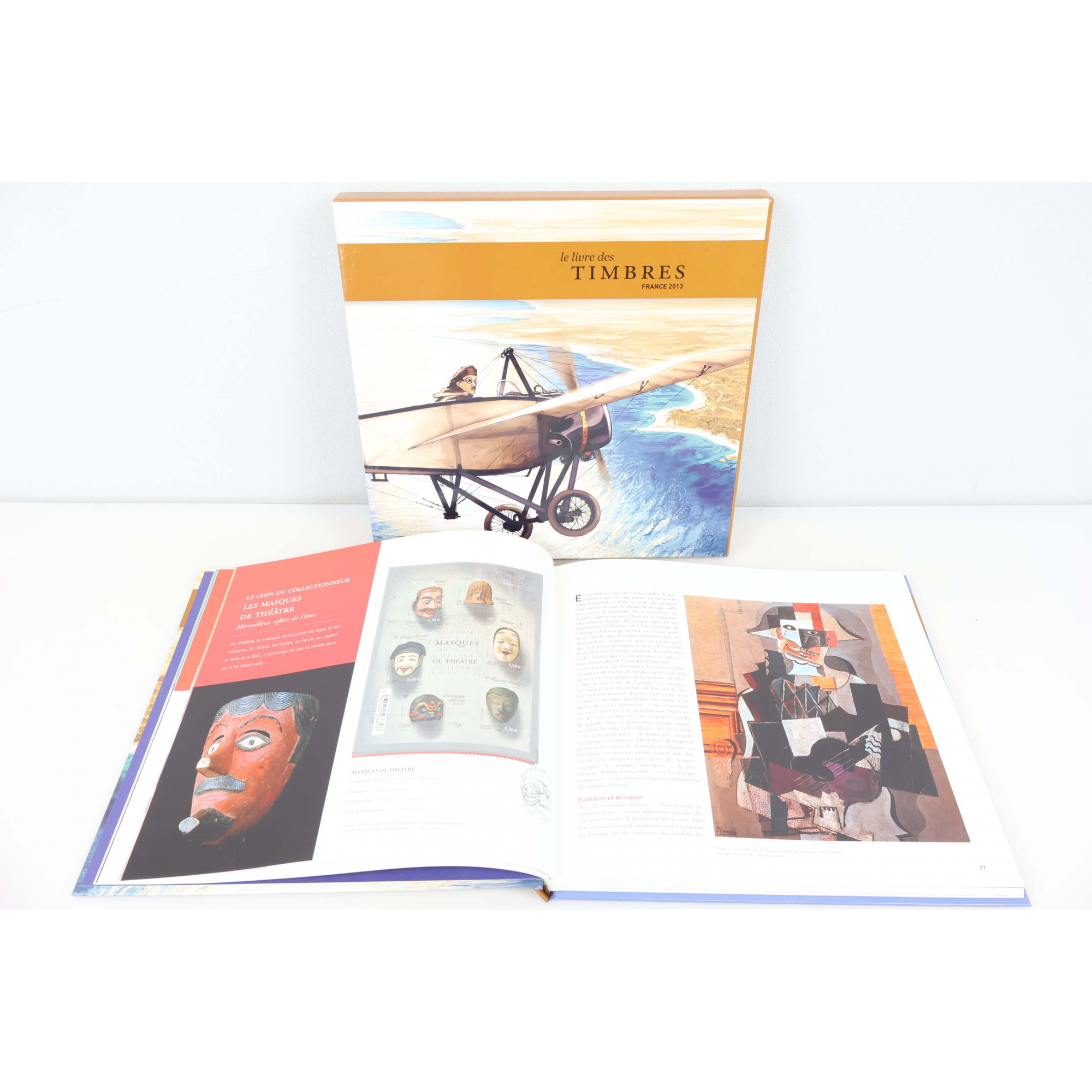 LE LIVRE DES TIMBRES FRANCE ANNÉE 2013 COMPLET NEUFS**, LÉGÈRES RAYURES BOITIER