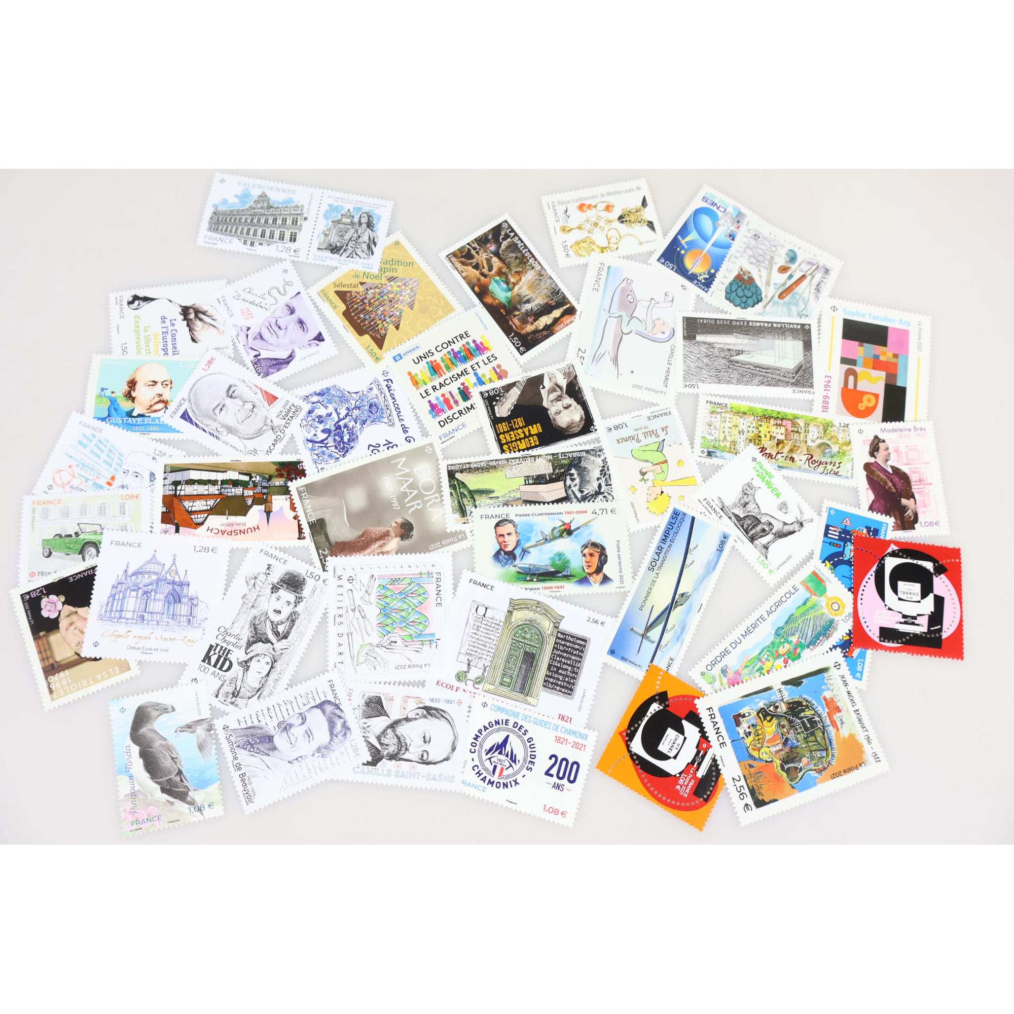 COLLECTION DE TIMBRES-POSTE DE 2020 A 2022 TRIÉS PAR ANNÉES TIMBRES NEUFS**