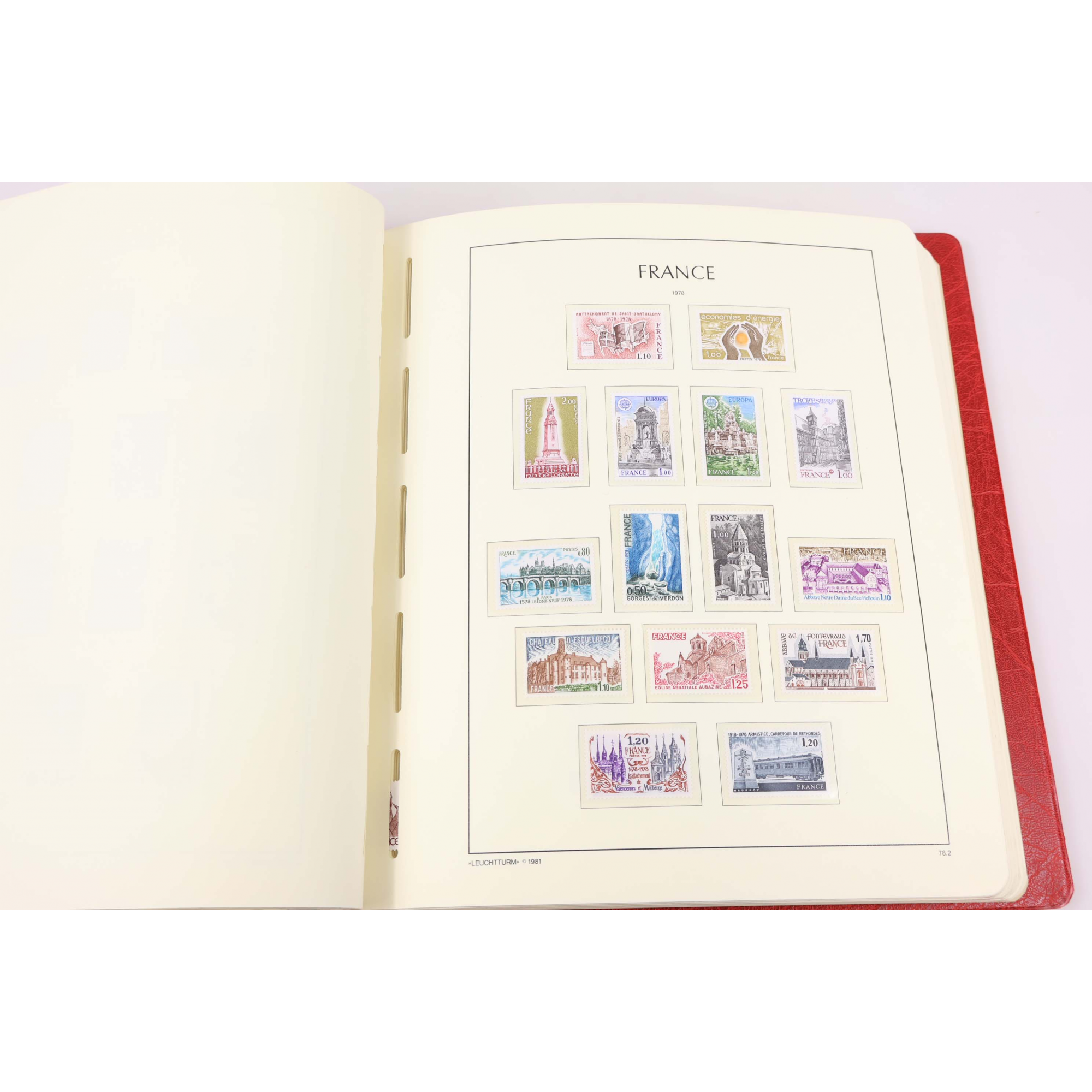 COLLECTION/LOT TIMBRES NEUFS** EN FRANCS 1970 À 1989 ALBUM LEUCHTTURM VF 2324ffr