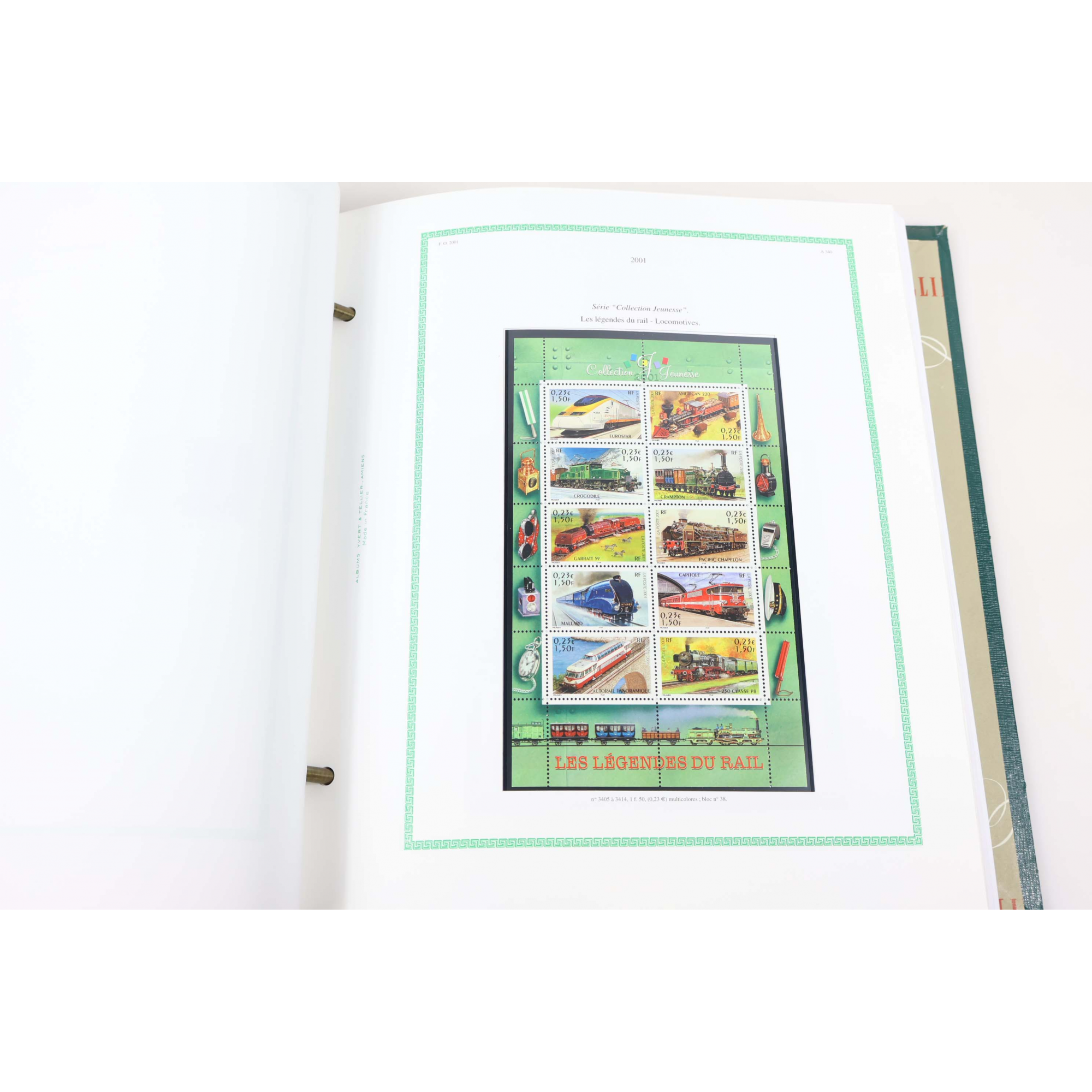 COLLECTION/LOT TIMBRES NEUFS** EN EUROS 2001 À 2005 DANS UN ALBUM YT VF 438€