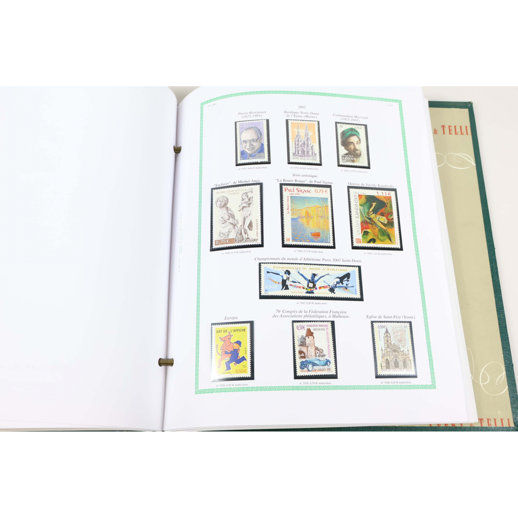 COLLECTION/LOT TIMBRES NEUFS** EN EUROS 2001 À 2005 DANS UN ALBUM YT VF 438€