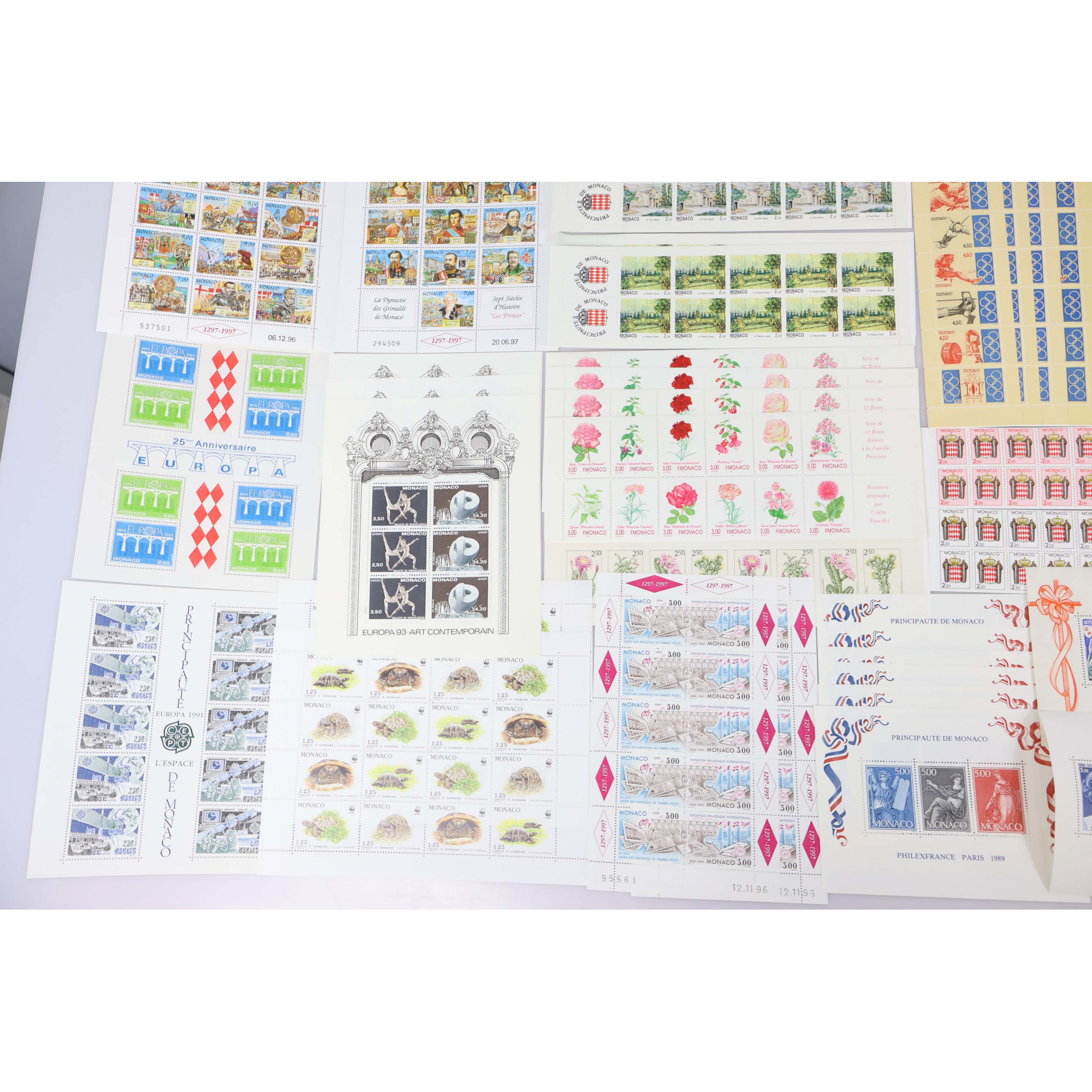 MONACO, LOT DE BLOCS FEUILLETS/CARNETS EN FRANCS NEUFS**, VALEUR FACIALE 2511ffr