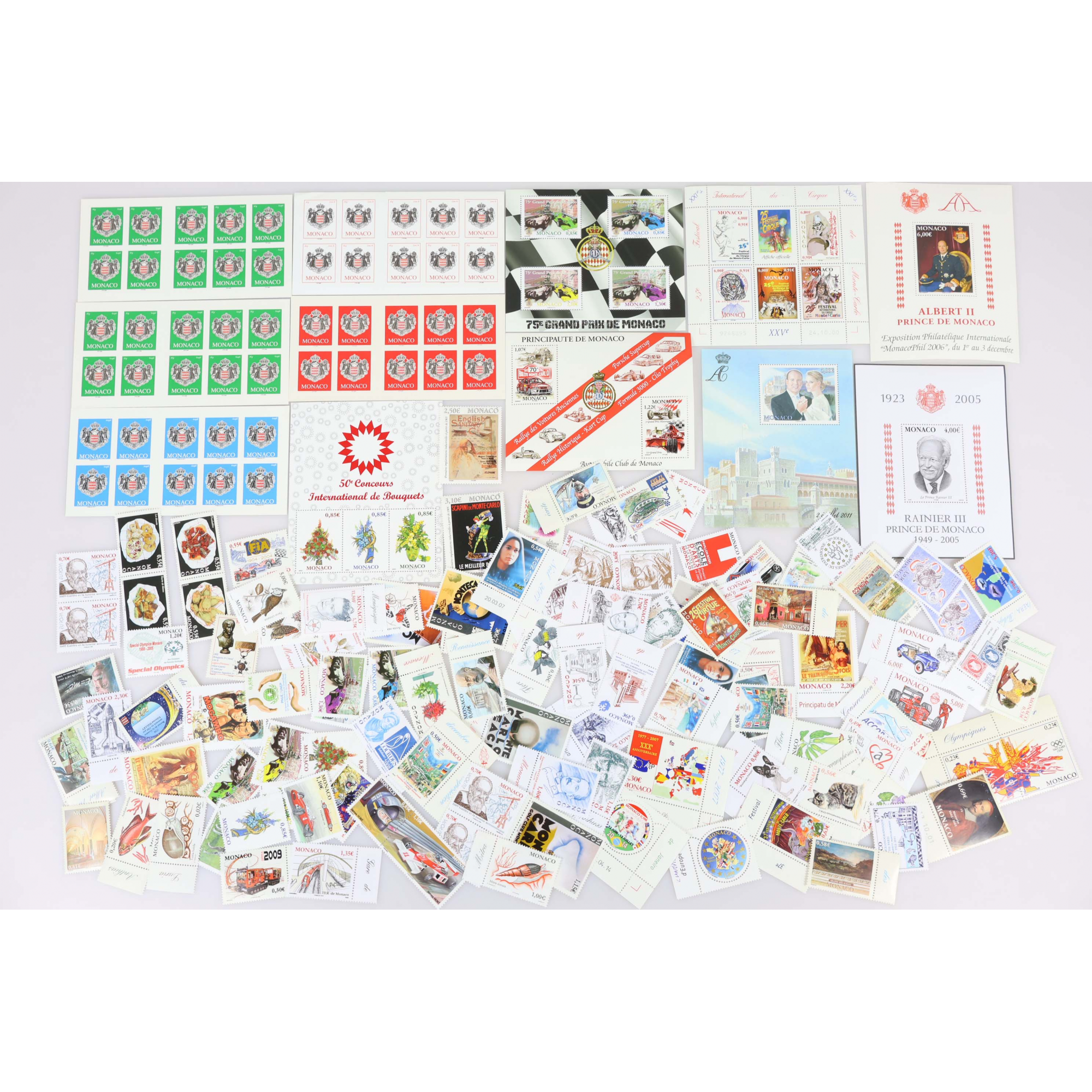 MONACO, LOT DE TIMBRES/BLOCS/CARNETS EN EUROS NEUFS**, VALEUR FACIALE 213.33€