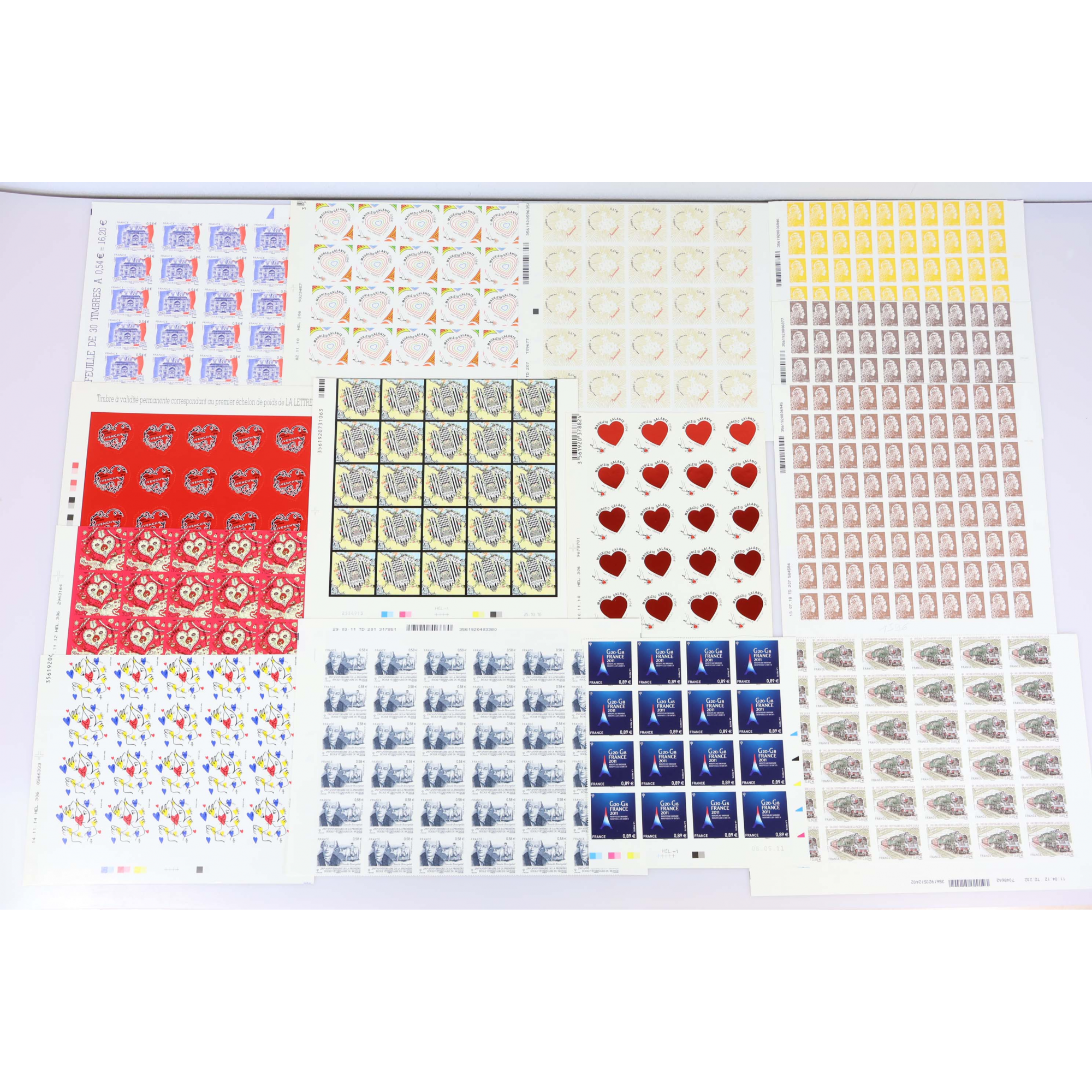 FRANCE, LOT TIMBRES AUTOADHÉSIFS NEUFS**, FEUILLES INCOMPLÈTES, FACIALE 188.17€