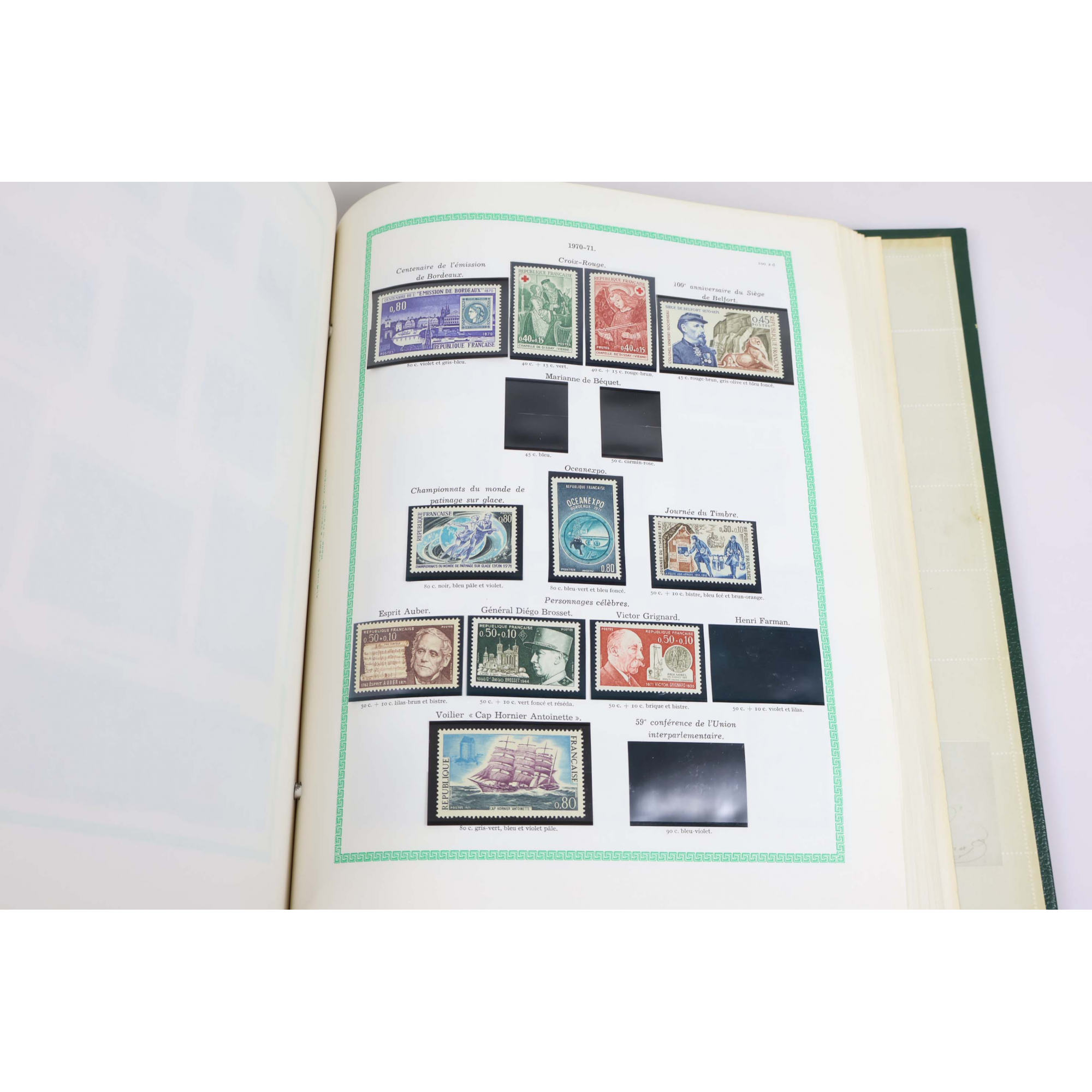 COLLECTION CLASSEUR YVERT ET TELLIER FR DE 1849 À 1985 AVEC TIMBRES ANNÉES 50-60
