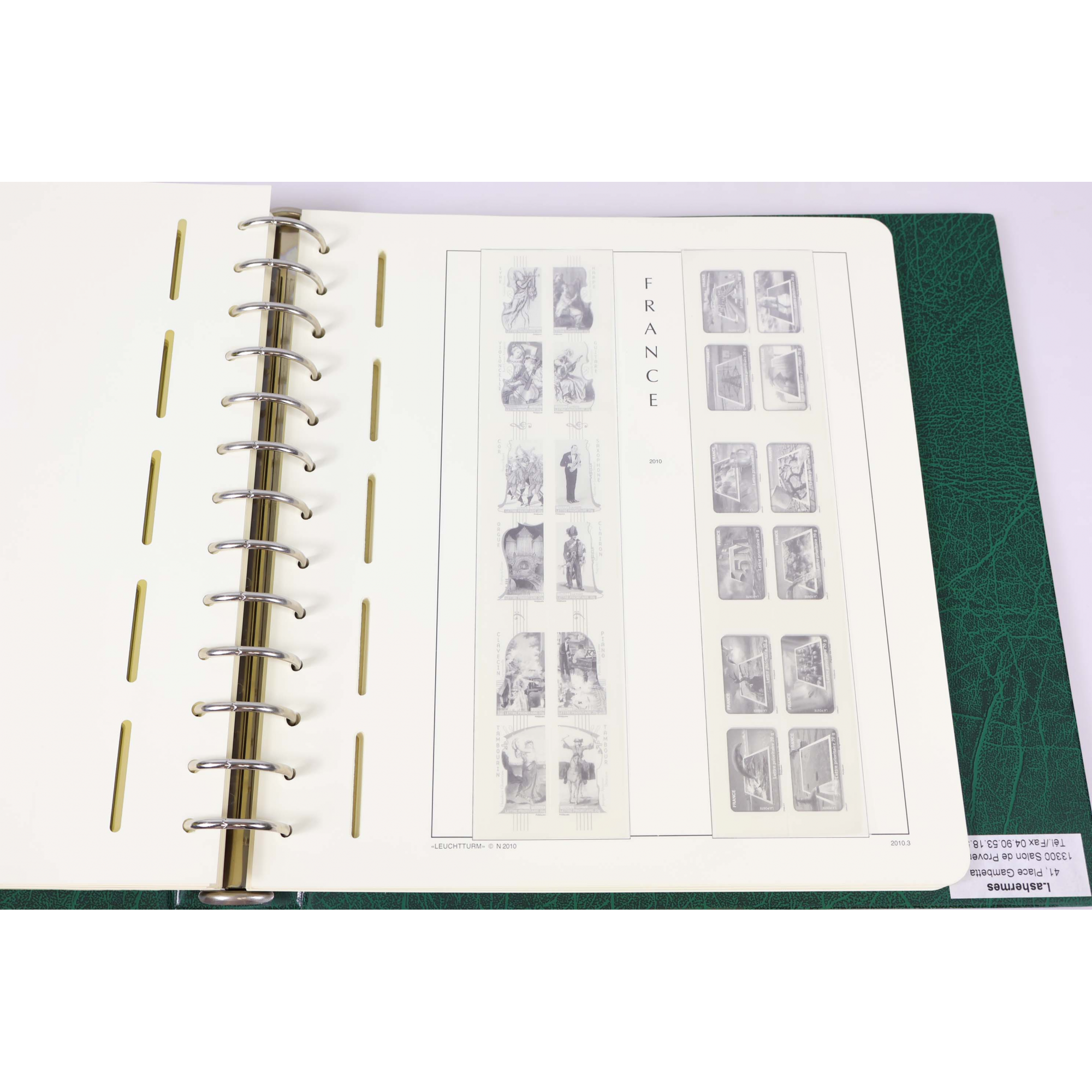 CLASSEUR HAUT DE GAMME LEUCHTTURM COMPLET DE 2008 À 2010 POUR TIMBRES DE FRANCE