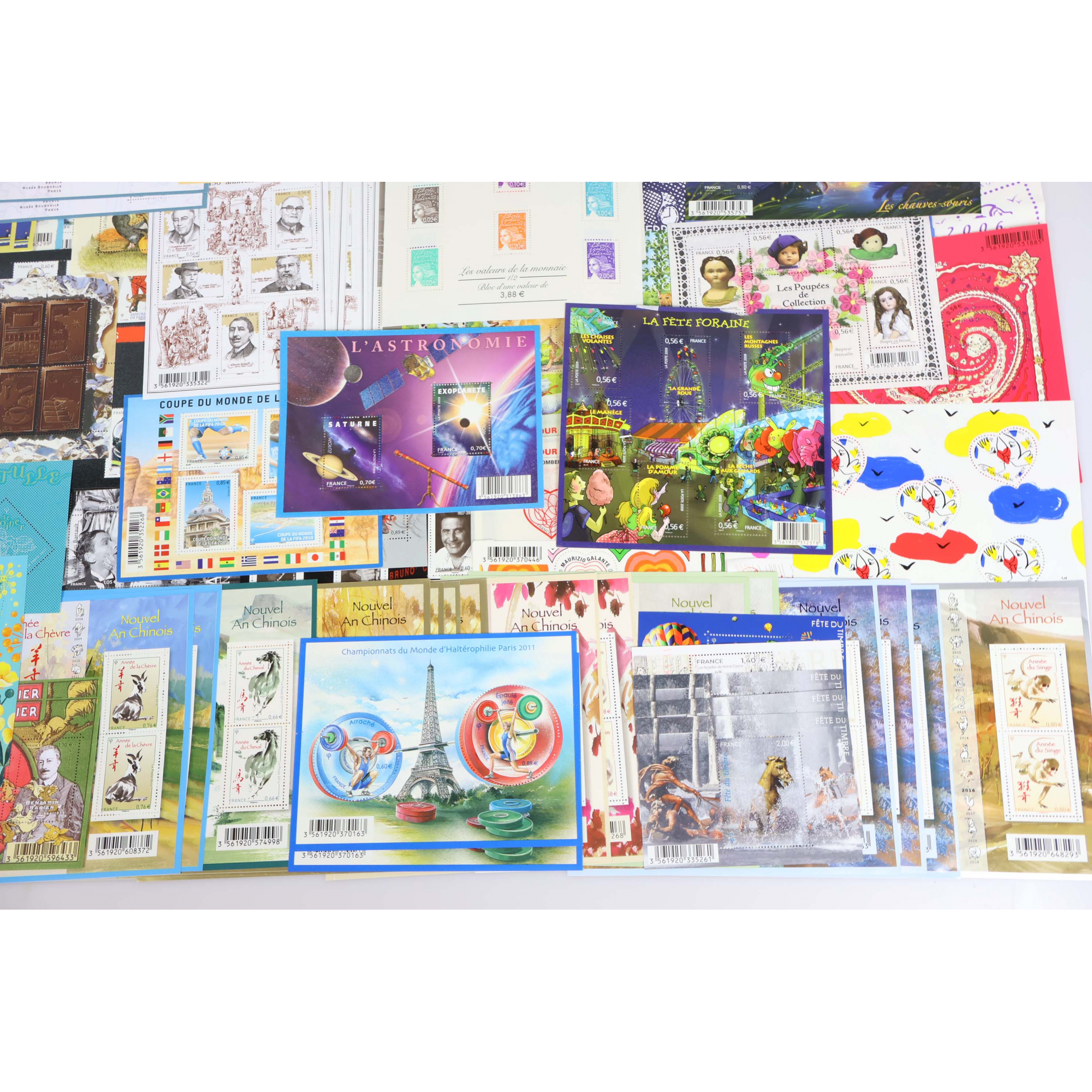 LOT IMP DE BLOCS-FEUILLETS EN EUROS TIMBRES NEUFS DE FRANCE AVEC LÉGERS DÉFAUTS