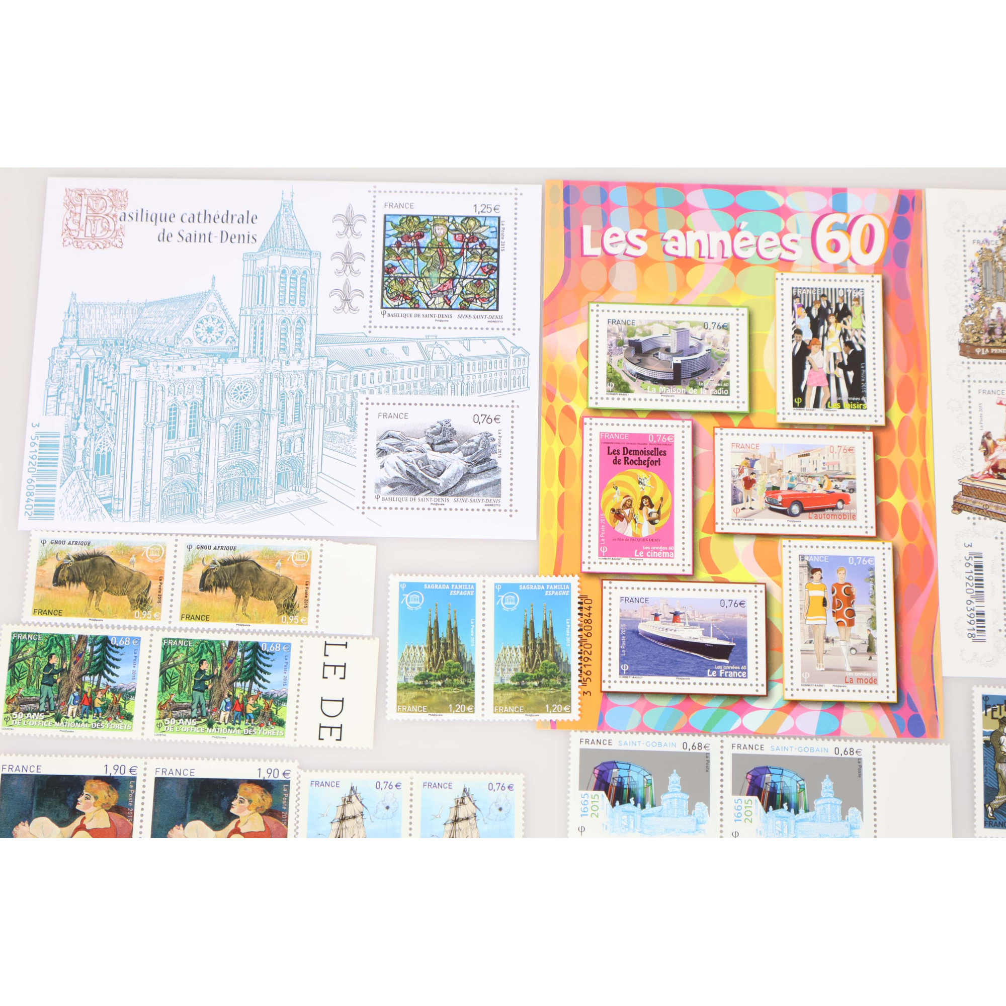 LOT EN EUROS DE L'ANNÉE 2015 TIMBRES ET BLOCS-FEUILLETS NEUFS** AVEC DOUBLES