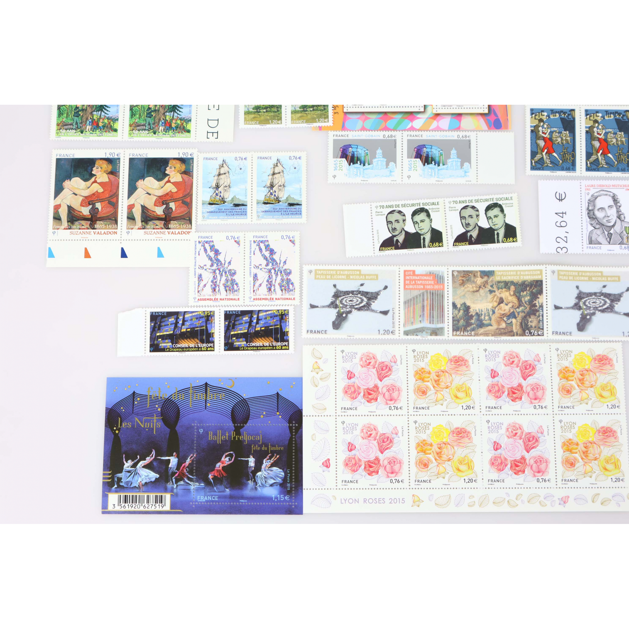 LOT EN EUROS DE L'ANNÉE 2015 TIMBRES ET BLOCS-FEUILLETS NEUFS** AVEC DOUBLES