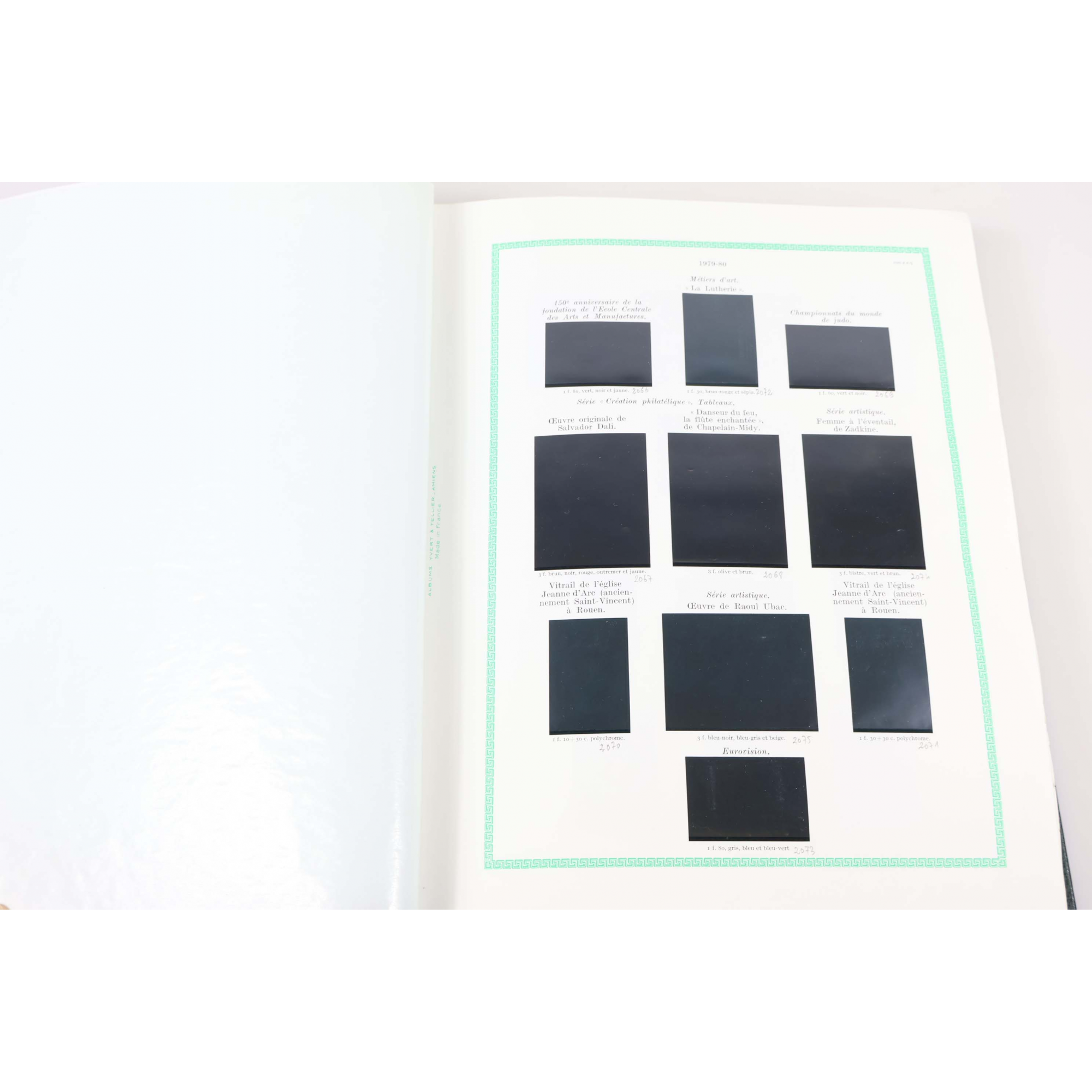ALBUM YVERT ET TELLIER DE 1980 À 1993 POUR COLLECTION DE FRANCE + DE 100 PAGES