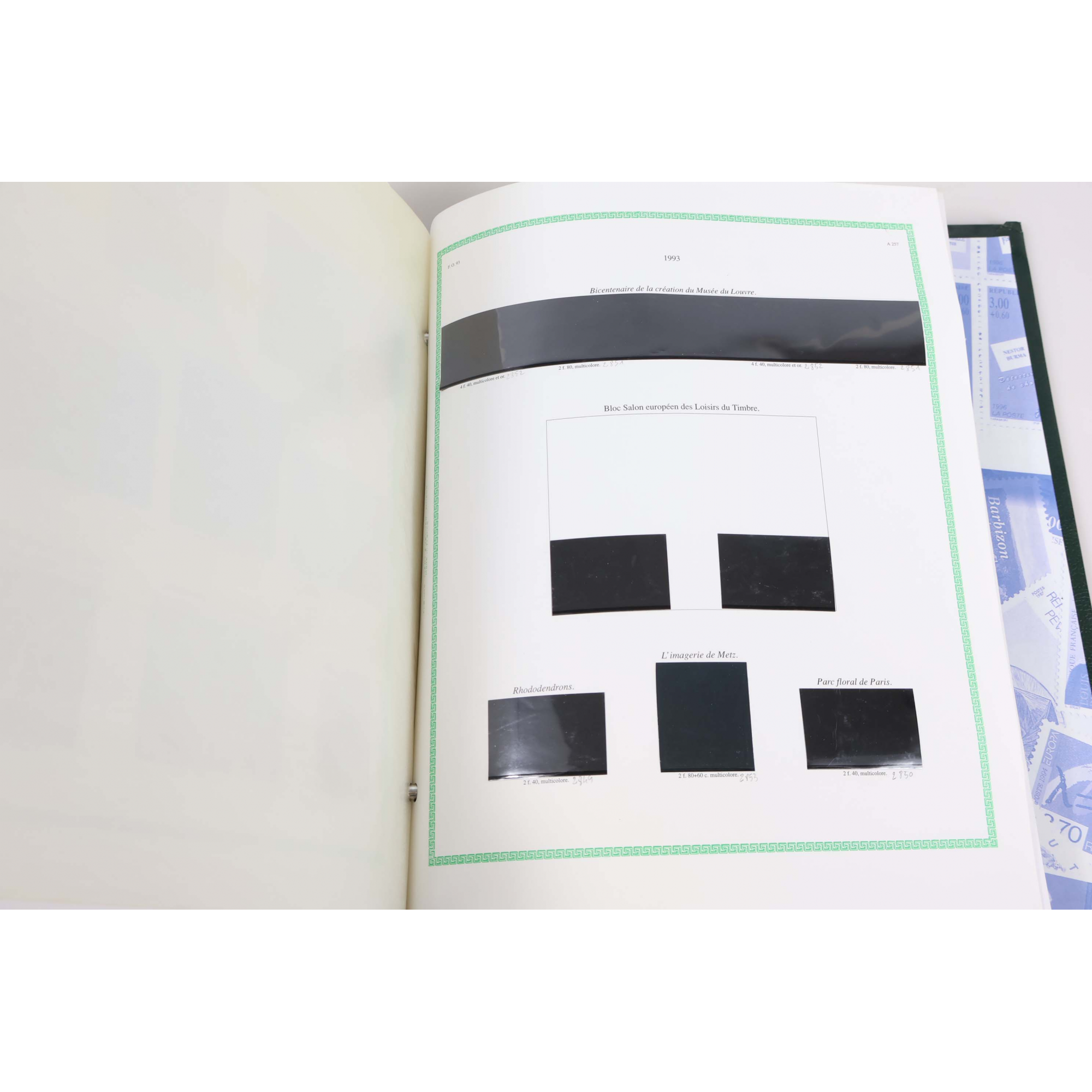 ALBUM YVERT ET TELLIER DE 1980 À 1993 POUR COLLECTION DE FRANCE + DE 100 PAGES