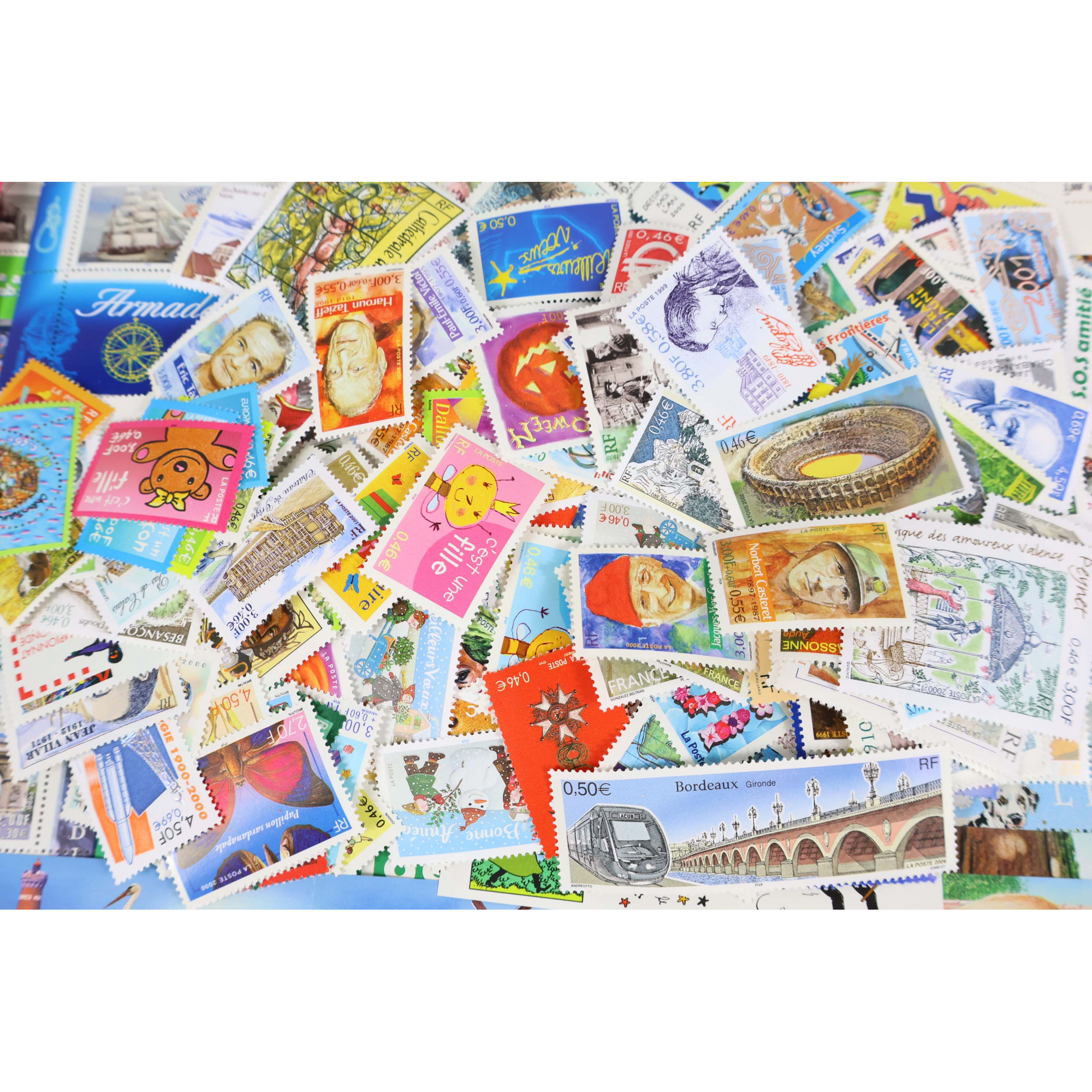 LOT DE TIMBRES ET BLOCS-FEUILLETS IMPORTANT EN EUROS VALEUR FACIALE 500€