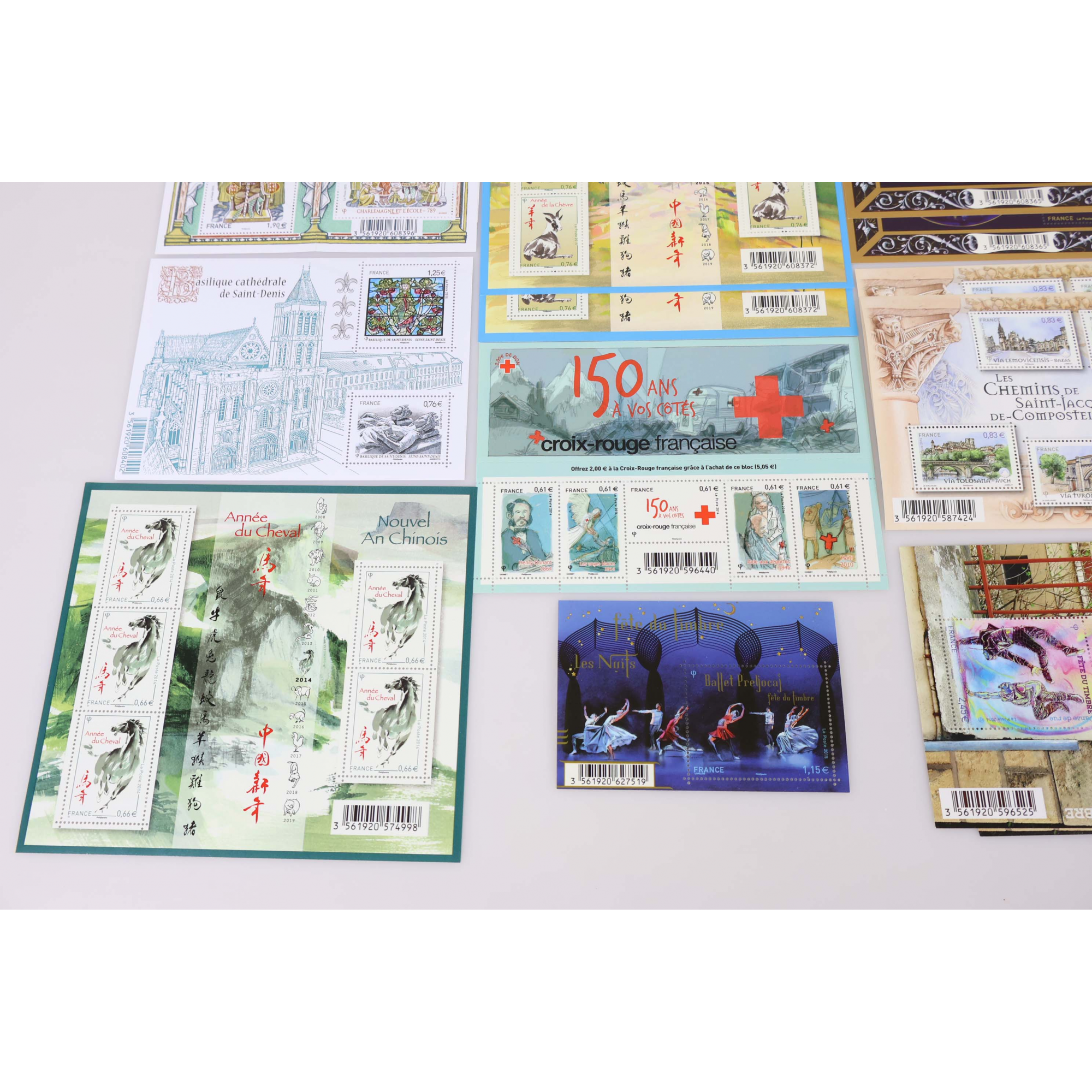 LOT DE BLOCS-FEUILLETS EN EUROS ANNÉES 2014-2015 TIMBRES NEUFS** FACIALE 72.88€