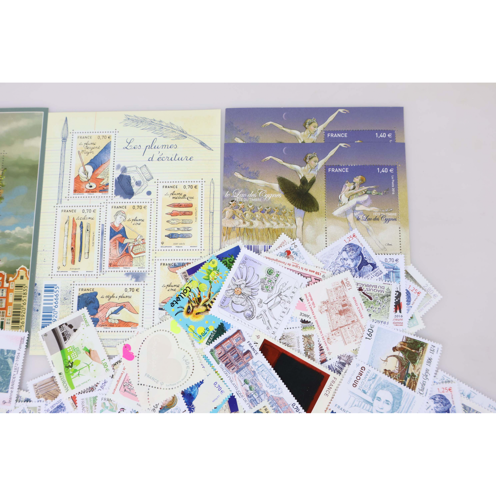 LOT DE TIMBRES ET BLOCS-FEUILLETS EN EUROS ANNÉE 2016 NEUFS** FACIALE 207€