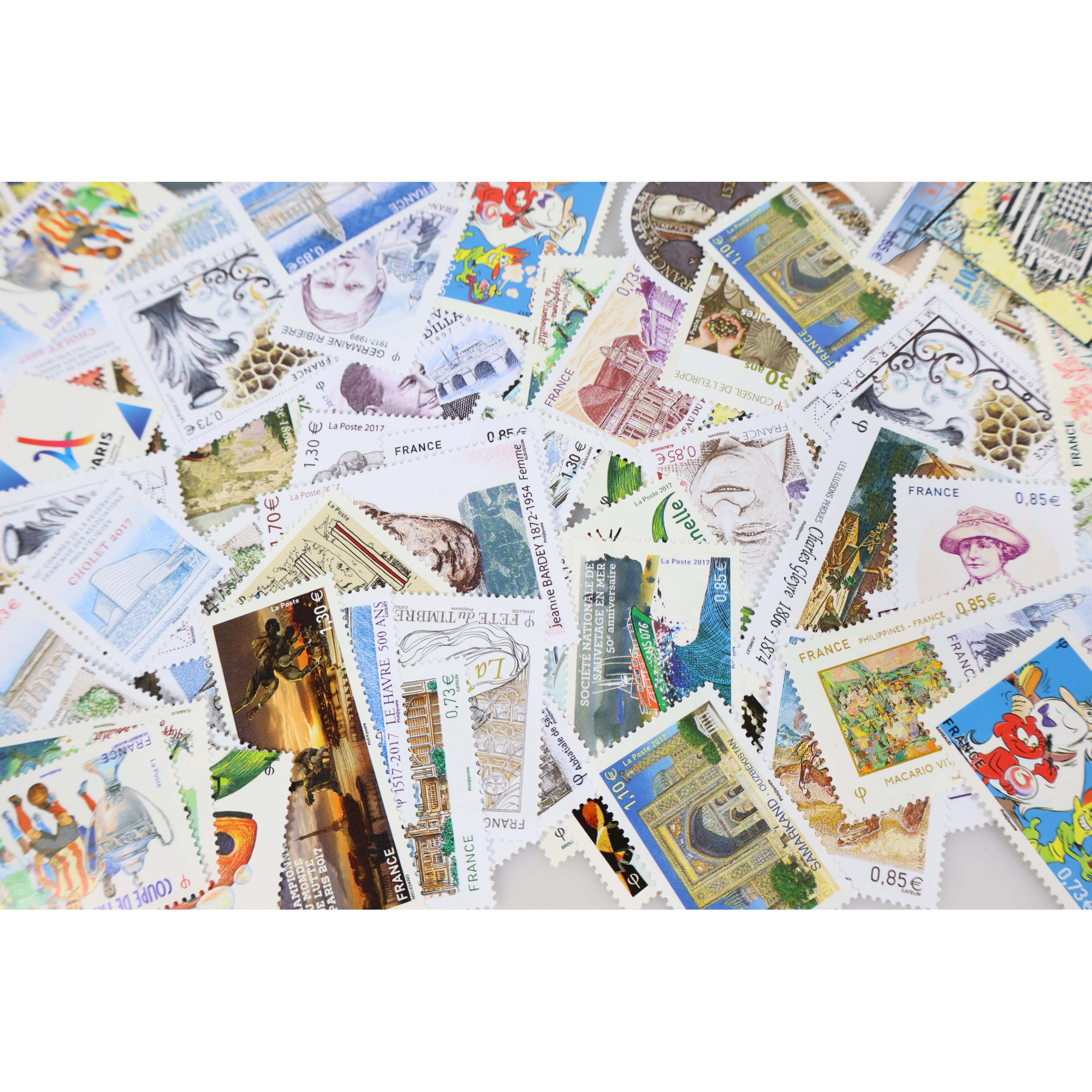 LOT DE TIMBRES ET BLOCS-FEUILLETS EN EUROS ANNÉE 2017 NEUFS** FACIALE 195.86€