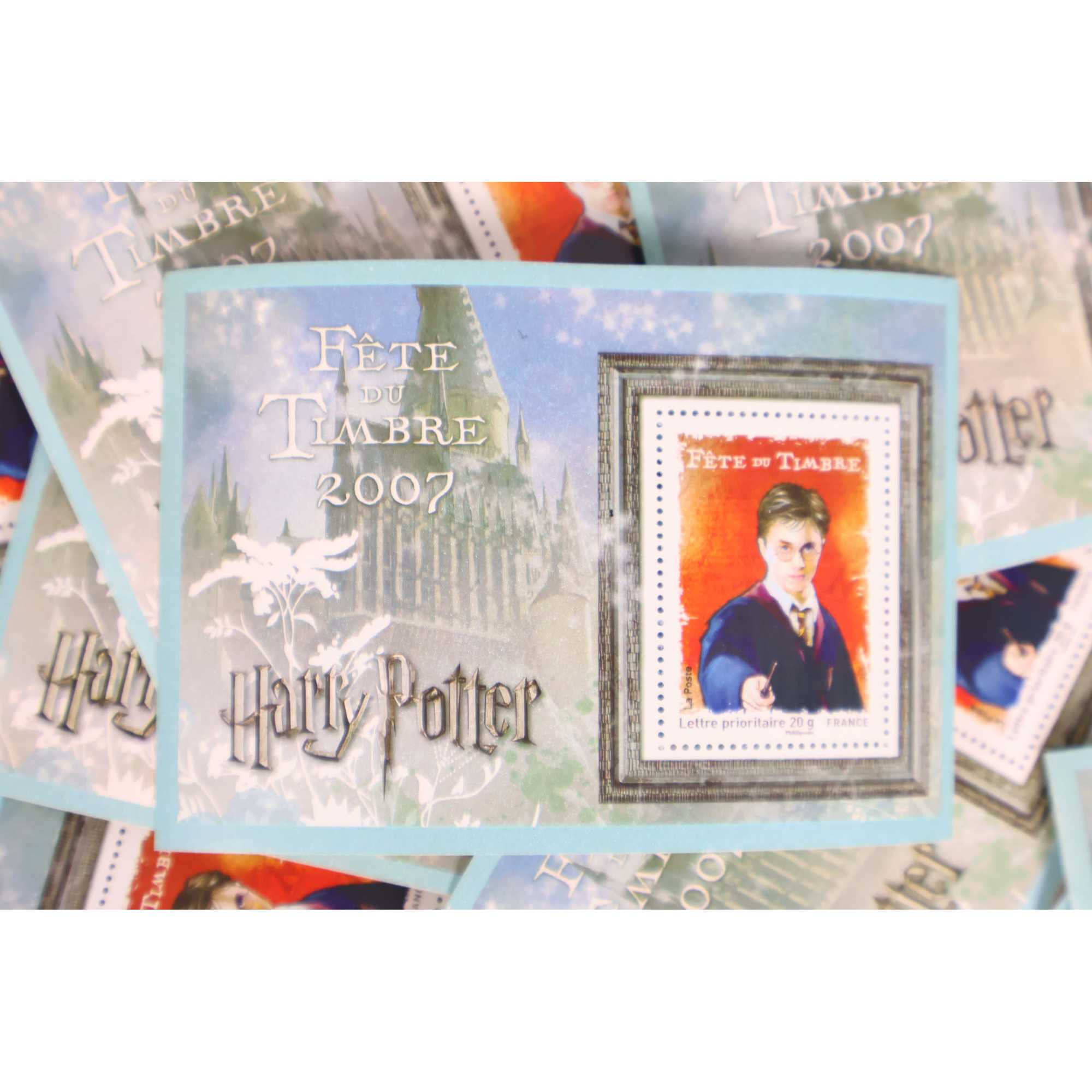 LOT DE 40 BLOCS N° 106 HARRY POTTER, TIMBRES A VALIDITÉ PERMANENTE LETTRES 20G