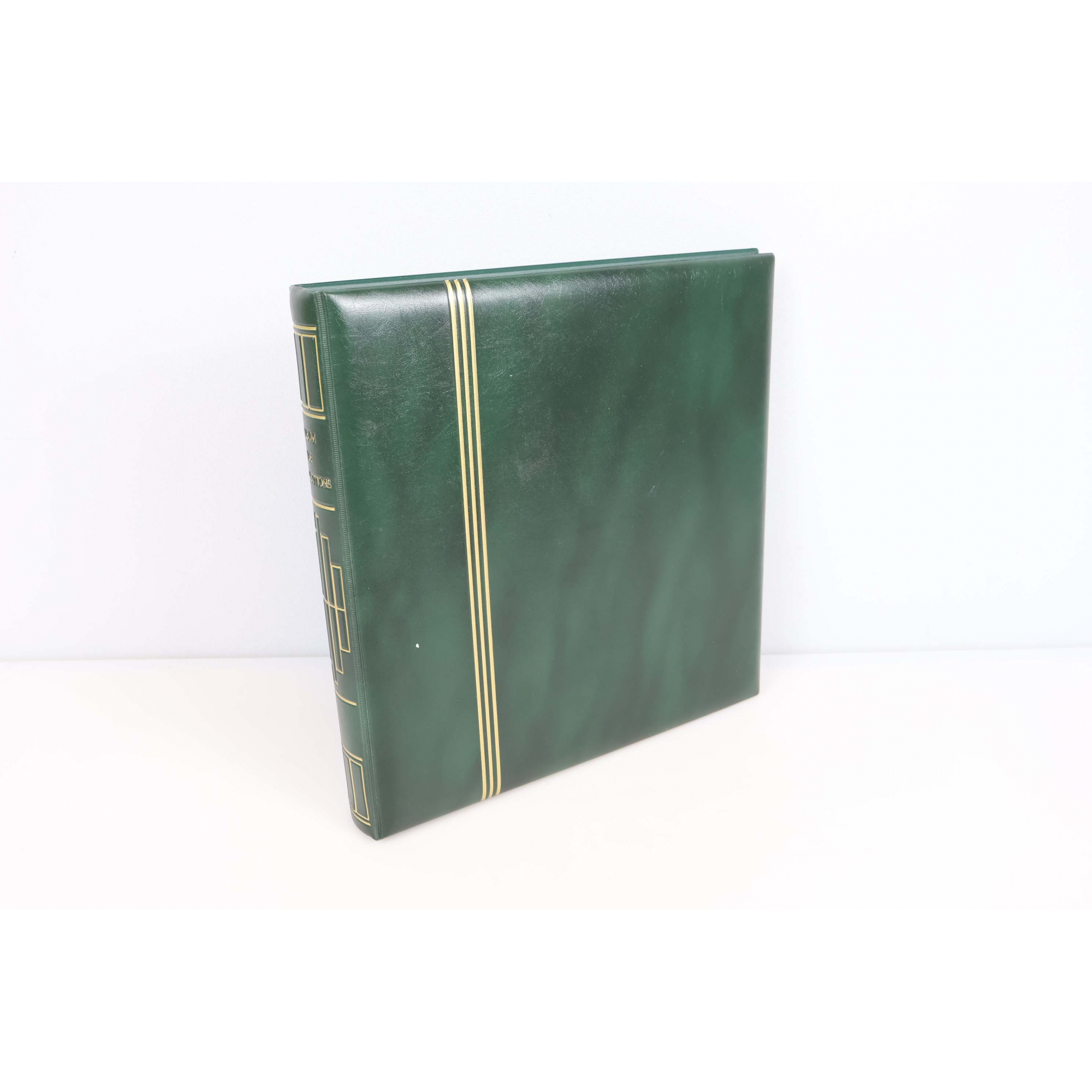 COLLECTION ÉTAT COMORIEN TIMBRES NEUFS** DANS UN CLASSEUR CLASSEUR HAUT DE GAMME