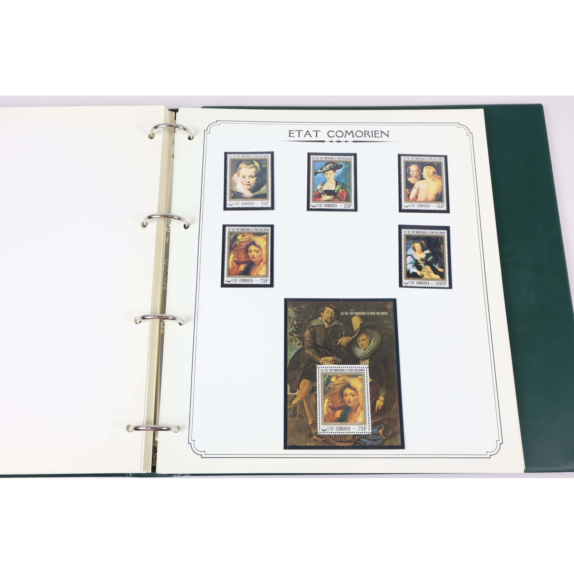 COLLECTION ÉTAT COMORIEN TIMBRES NEUFS** DANS UN CLASSEUR CLASSEUR HAUT DE GAMME