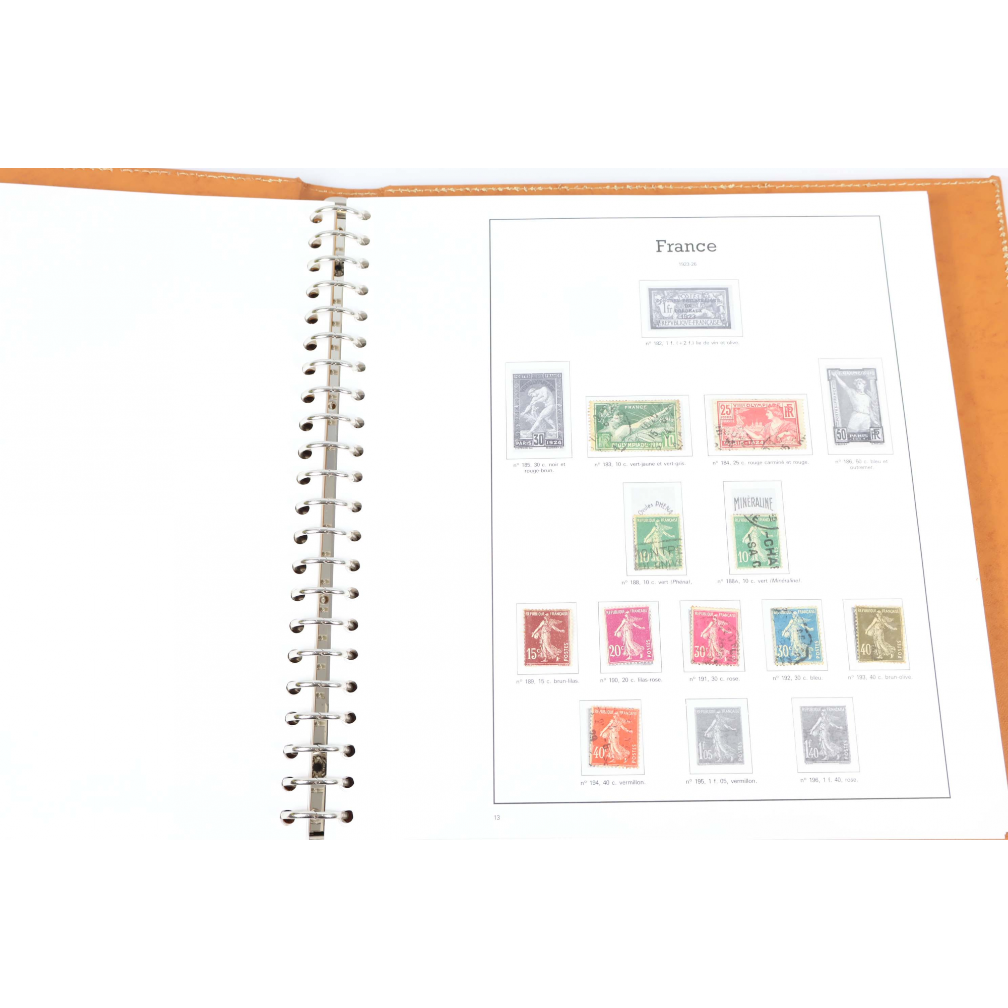 CLASSEUR HAUT DE GAMME YT POUR LA FRANCE DE 1849 À 1944 AVEC QQUES TIMBRES