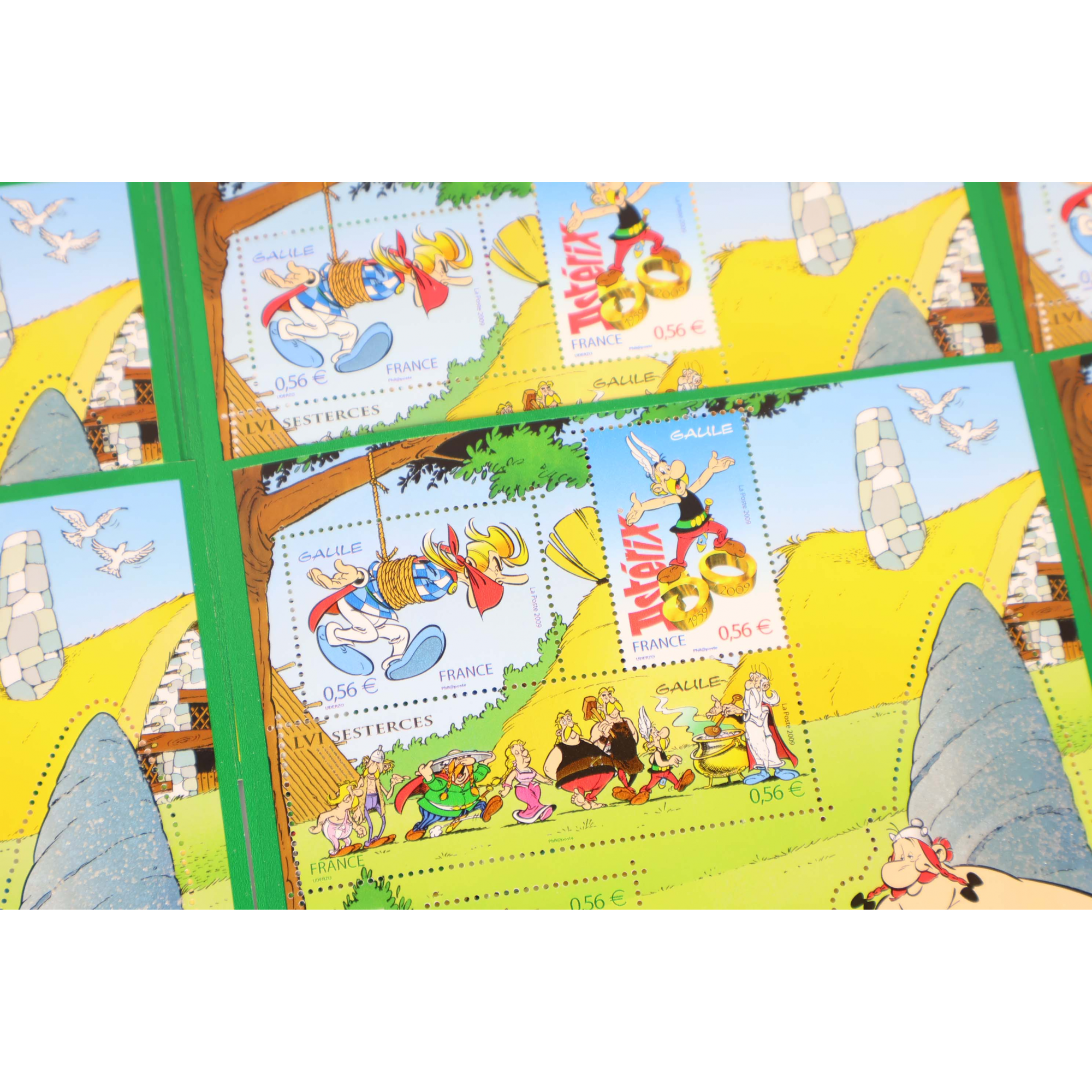 LOT 25 BLOCS N° F4425 ASTÉRIX, TIMBRES NEUFS** 0.56€ x 6 VALEUR FACIALE 84€