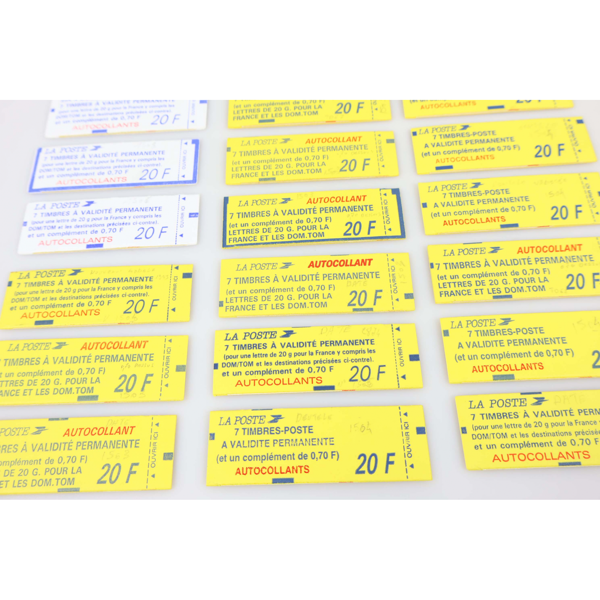 21 CARNETS FERMÉS DE FRANCE NEUFS AVEC 147 VALIDITÉS PERMANENTES, FAC + DE 212€