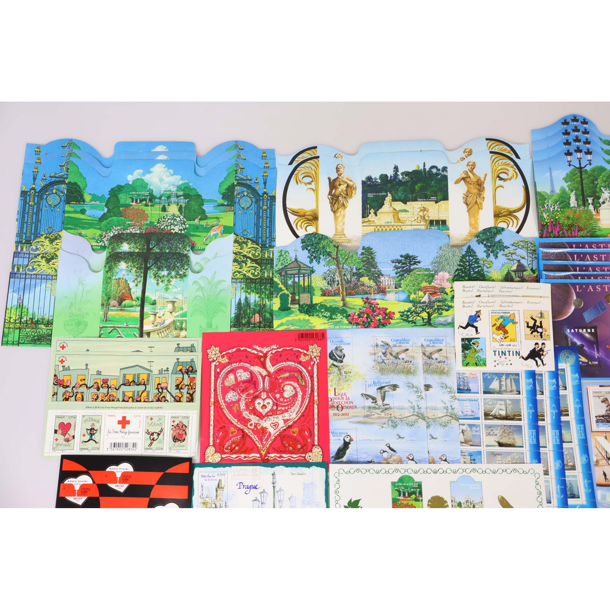 LOT DE BLOCS FEUILLETS TIMBRES EUROS AVEC DÉFAUTS POUR AFFRANCHIR FACIALE 131,16€