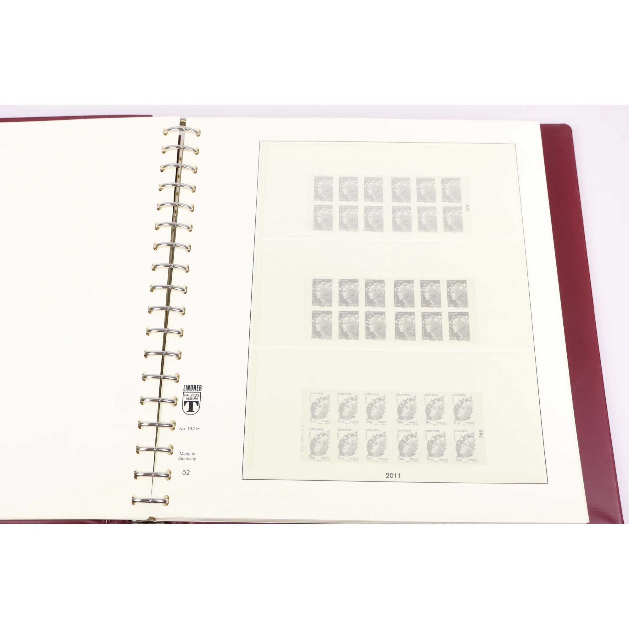 FRANCE, CLASSEUR LINDNER POUR COLLECTION DE TIMBRES DE 2010 À 2012