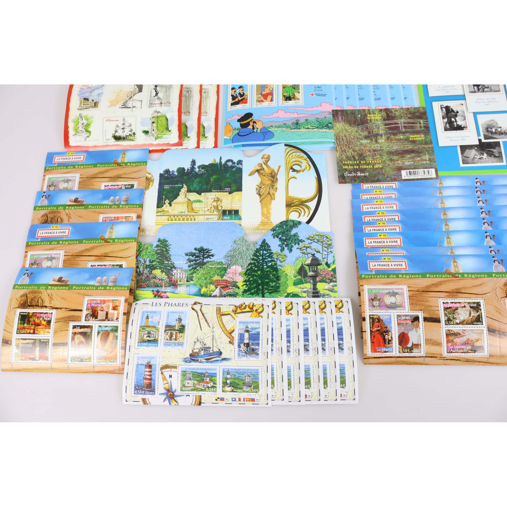 LOT DE BLOCS FEUILLETS TIMBRES EUROS AVEC DÉFAUTS POUR AFFRANCHIR FACIALE 146.5€