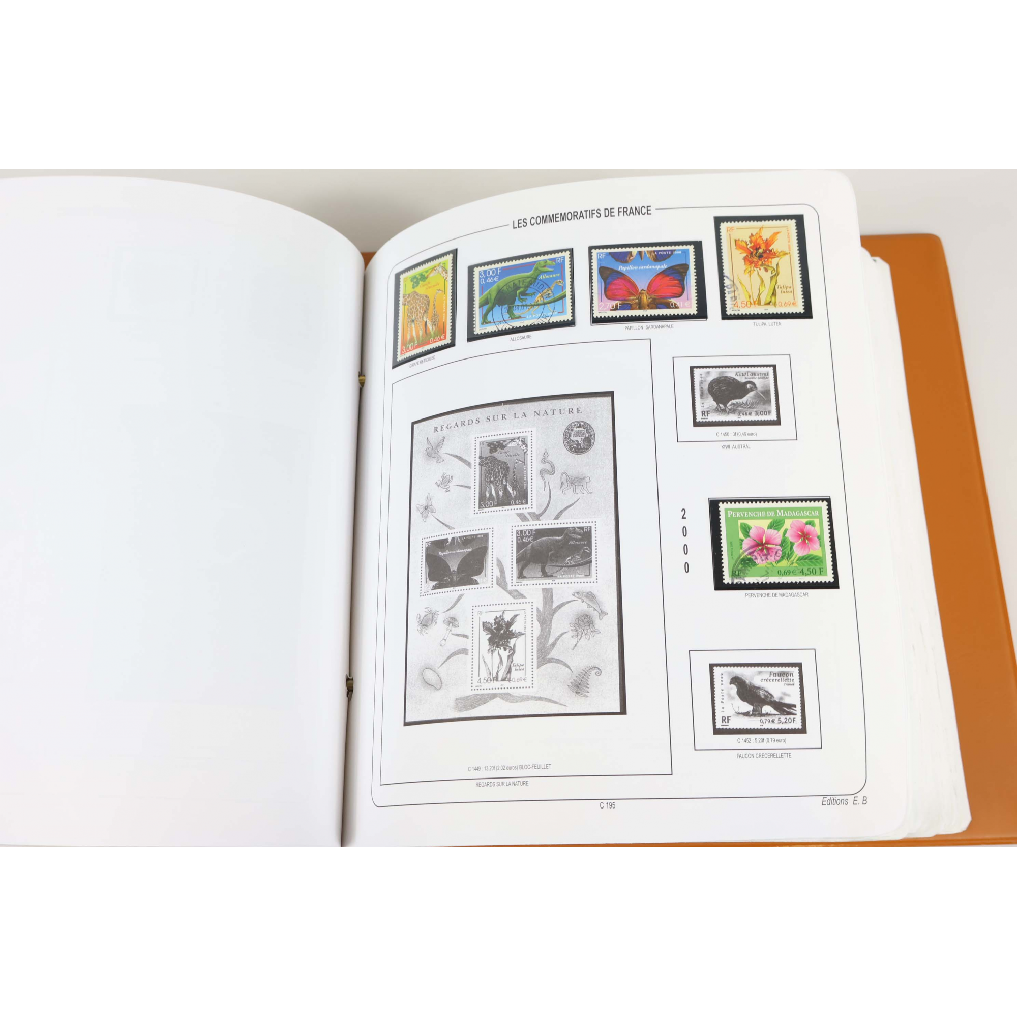 CLASSEUR ORIGINAL AVEC FEUILLES PRÉ-IMPRIMÉES POUR UNE COLLECTION DE FRANCE