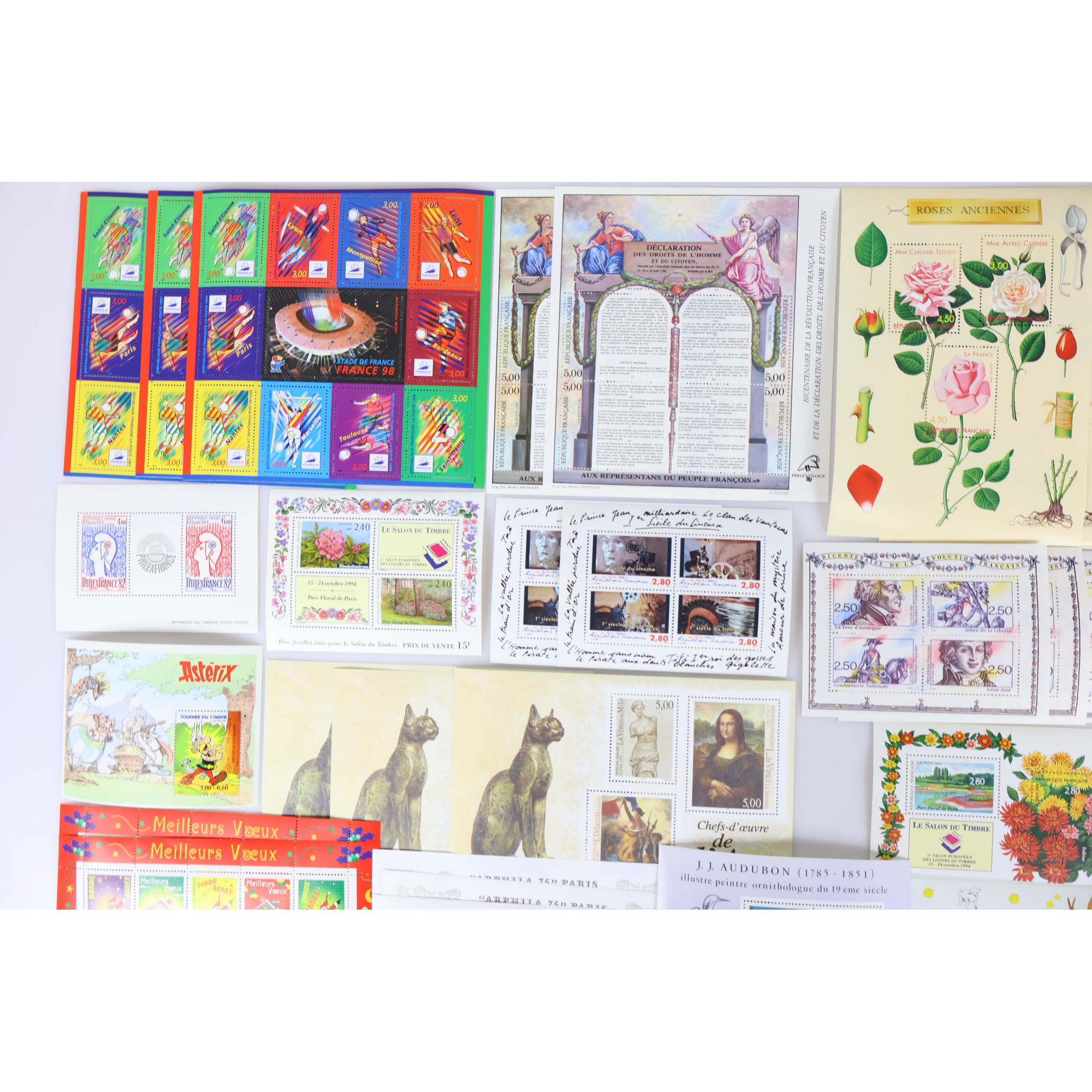 LOT DE BLOCS-FEUILLET EN FRANCS TRIÉS POUR COLLECTION OU AFFRANCHIR FACIALE 104€