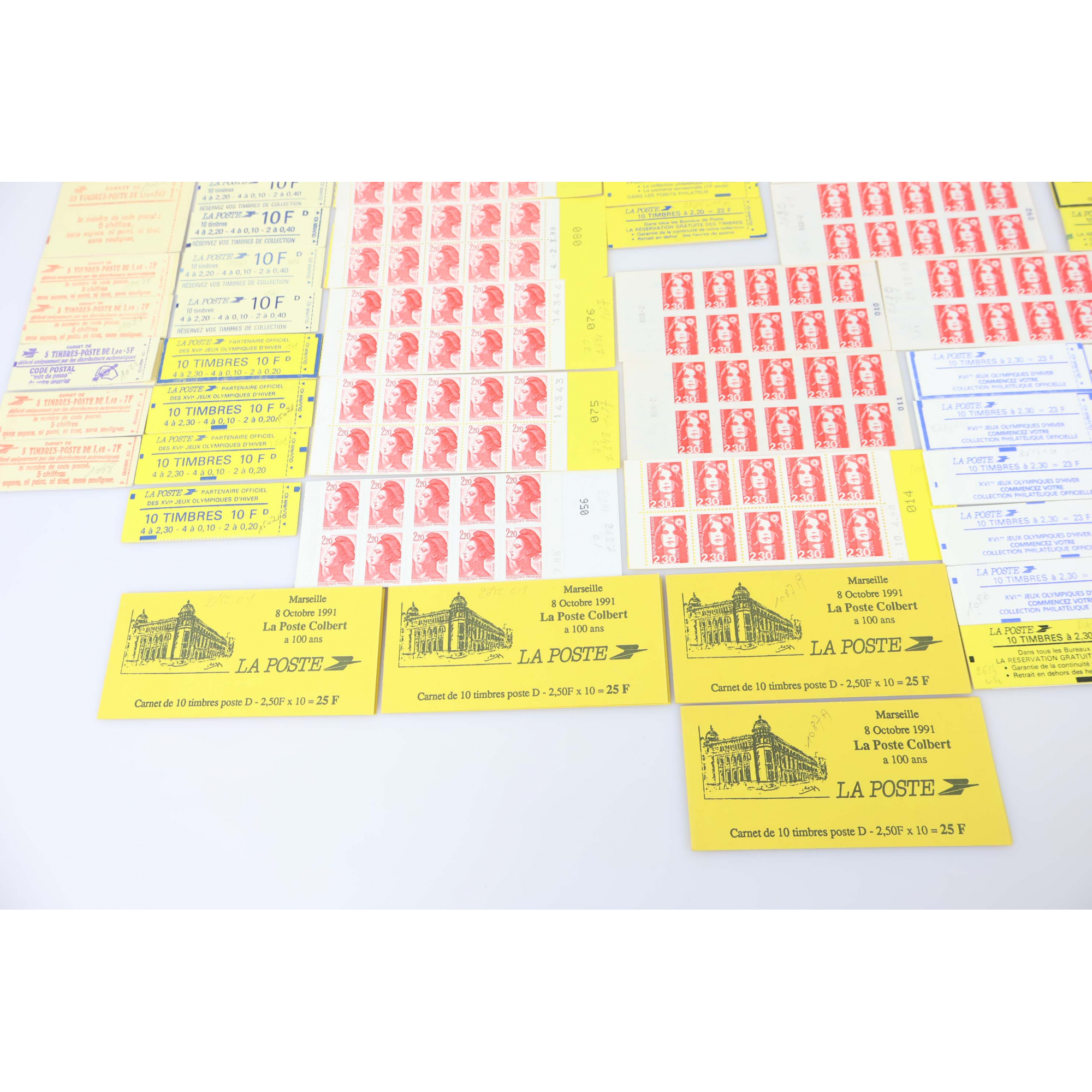 LOT DE CARNETS EN FRANCS TRIÉS POUR COLLECTION OU AFFRANCHIR FACIALE 2140FFR