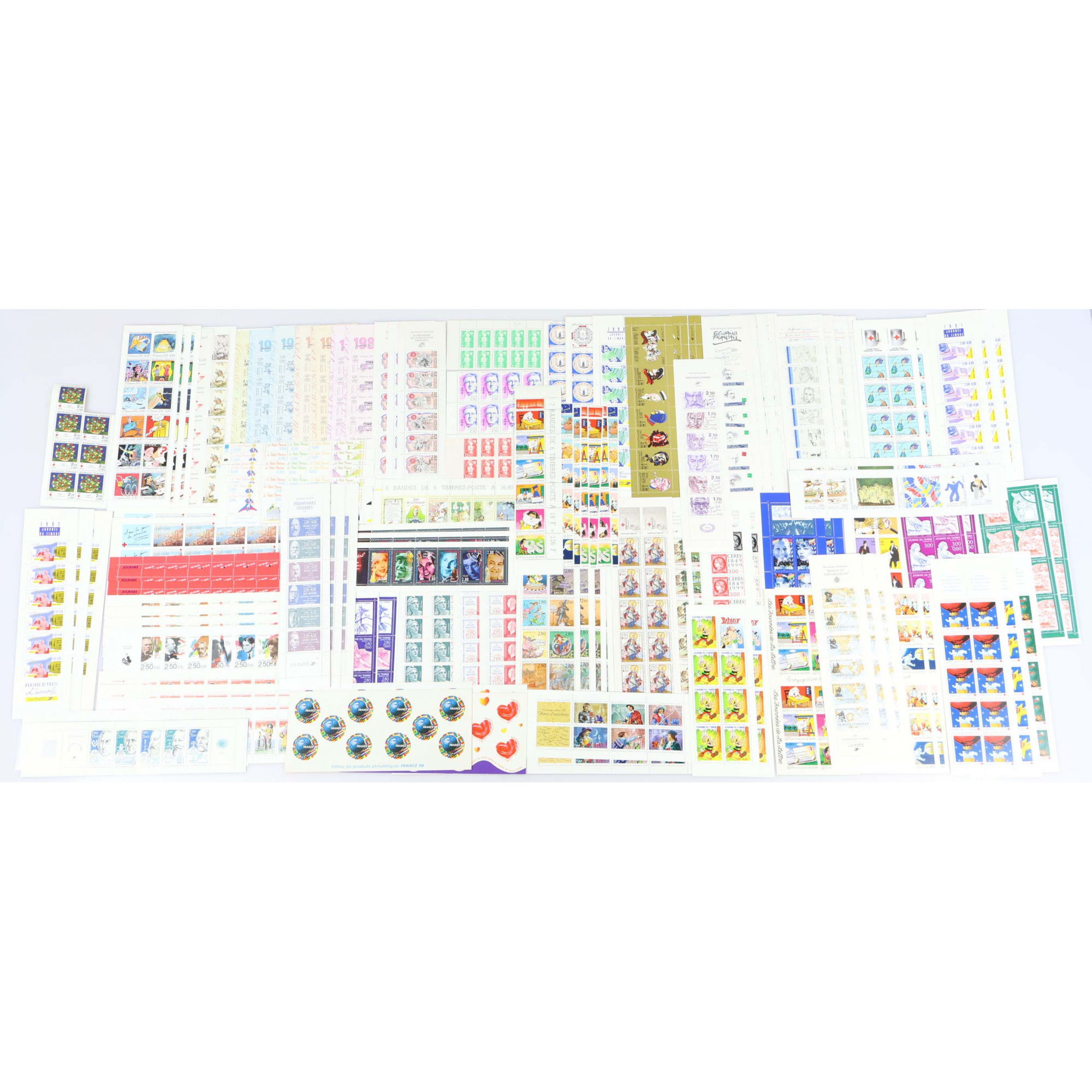 LOT DE BANDES/CARNETS EN FRANCS TRIÉS POUR COLLECTION OU AFFRANCHIR FAC 2440FFR