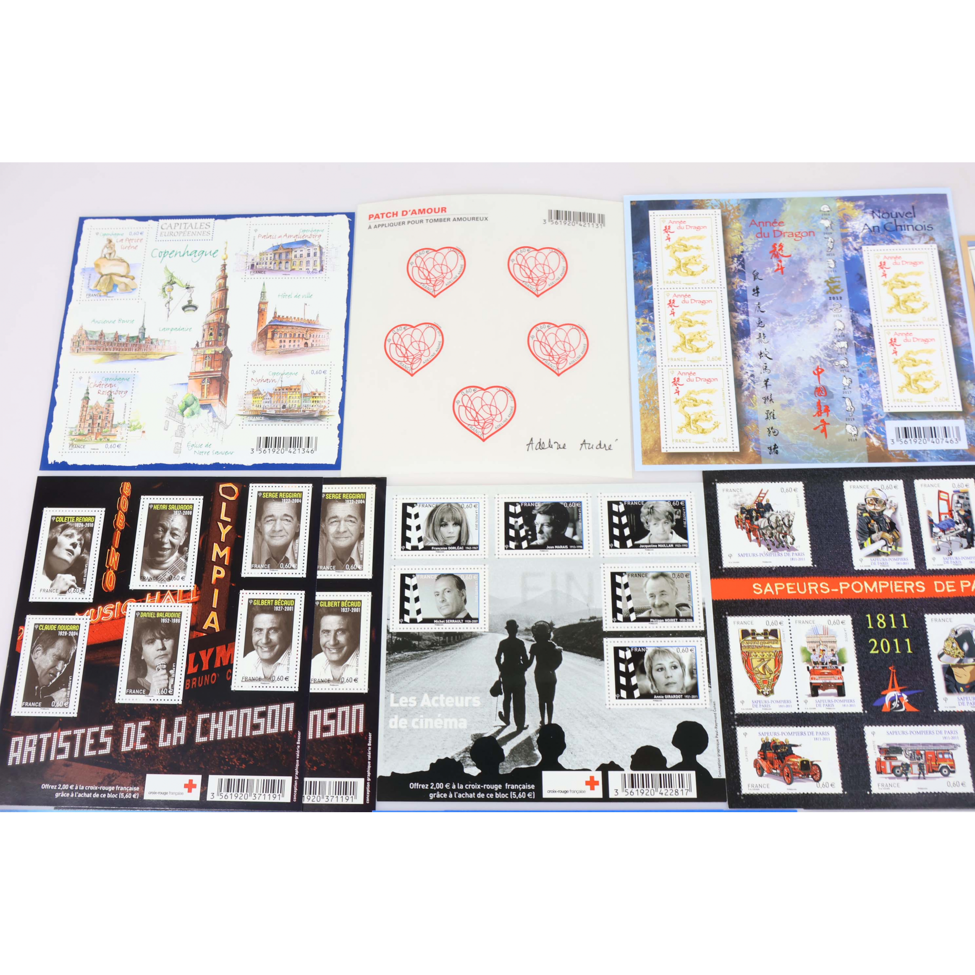 LOT DE BLOCS-FEUILLETS MAJORITÉ DE 0.6€ TIMBRES NEUFS** ANNÉES 2011/12 FAC 44€