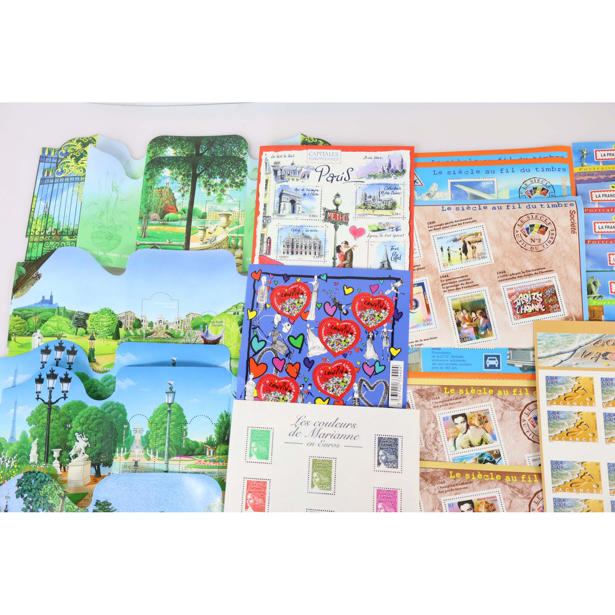 LOT DE BLOCS-FEUILLETS AVEC PETITS DÉFAUTS TIMBRES NEUFS** FACIALE 165€