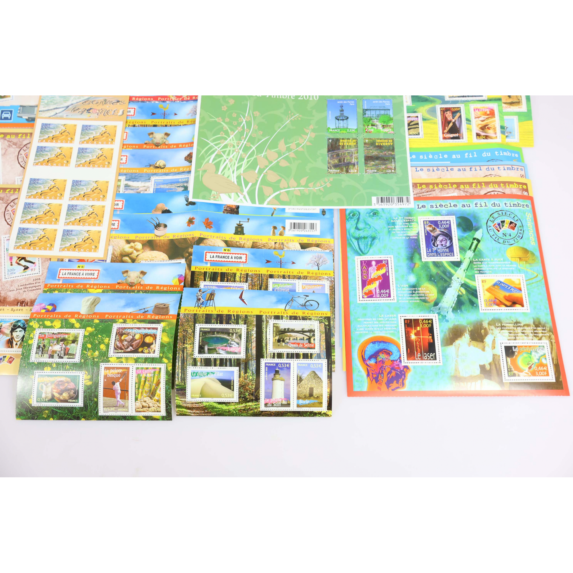 LOT DE BLOCS-FEUILLETS AVEC PETITS DÉFAUTS TIMBRES NEUFS** FACIALE 165€