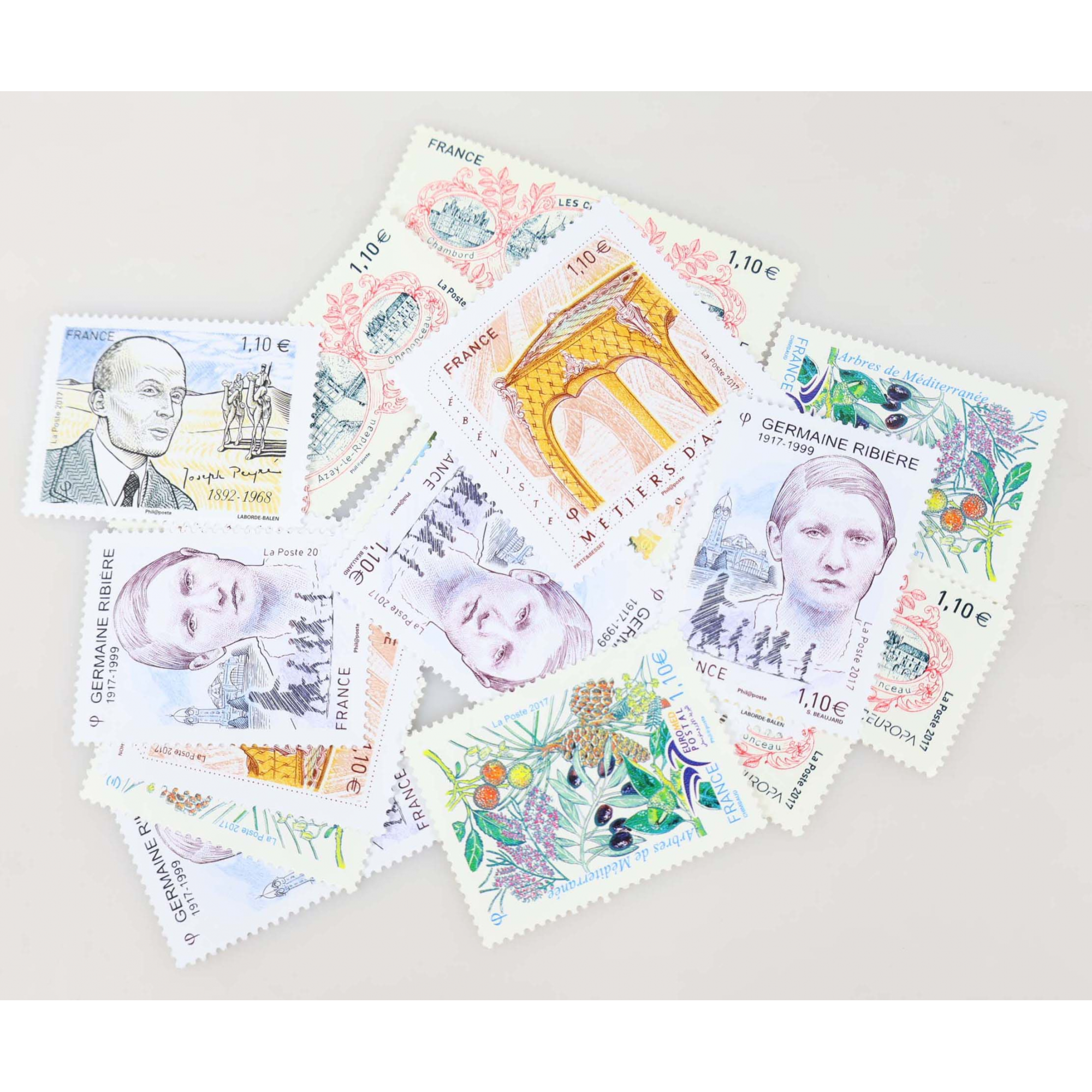 ANNÉE 2017 LOT DE TIMBRES NEUFS** DE FRANCE TRIÉS PAR VALEUR FACIALE 198€